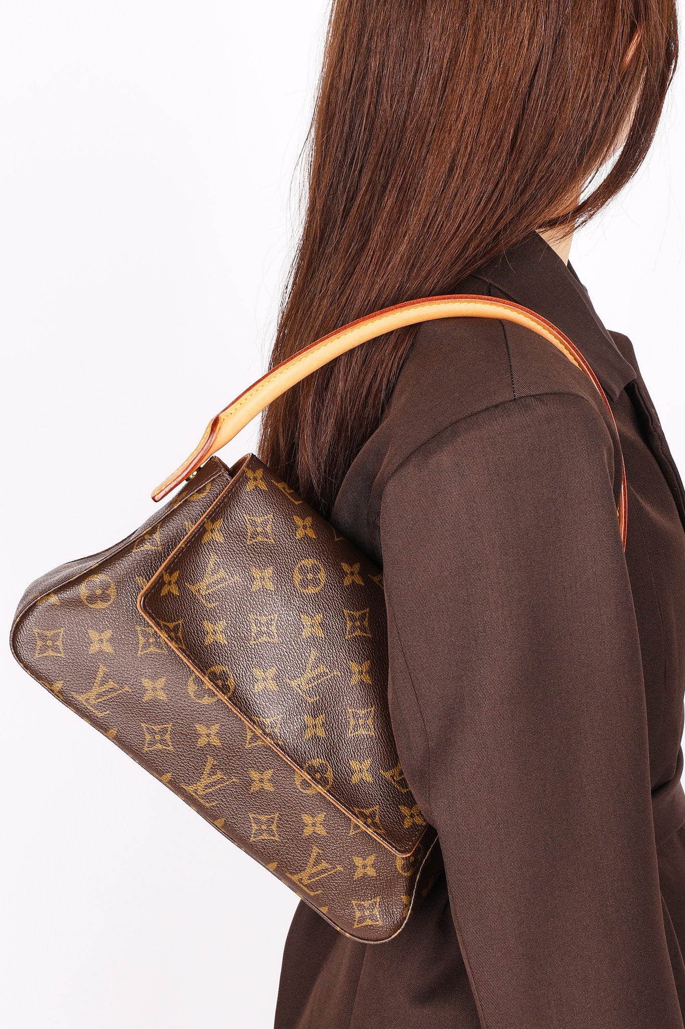 Louis Vuitton Monogram Looping PM