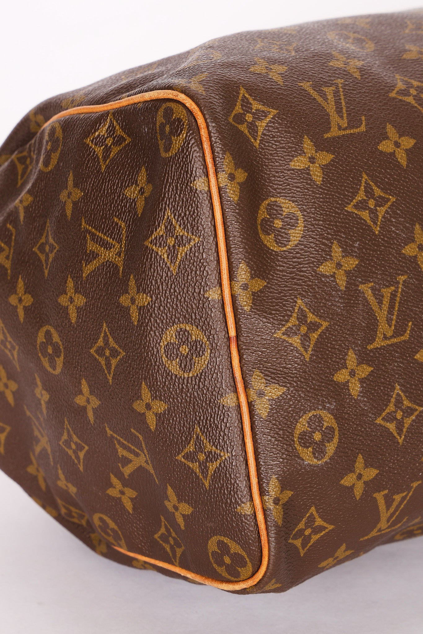 Louis Vuitton Monogram Speedy 35