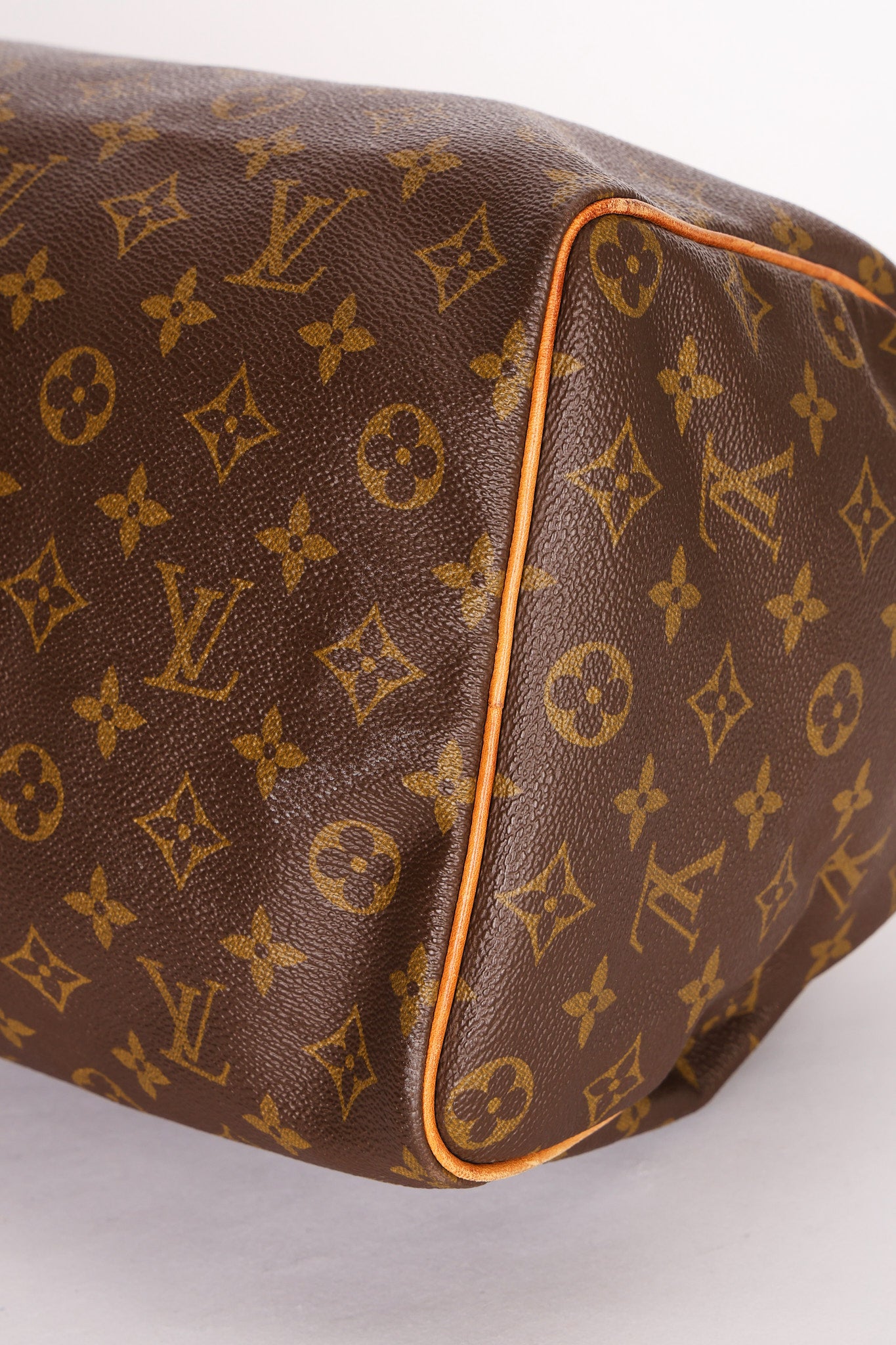 Louis Vuitton Monogram Speedy 35