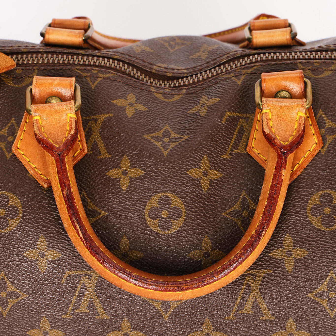 Louis Vuitton Monogram Speedy 35