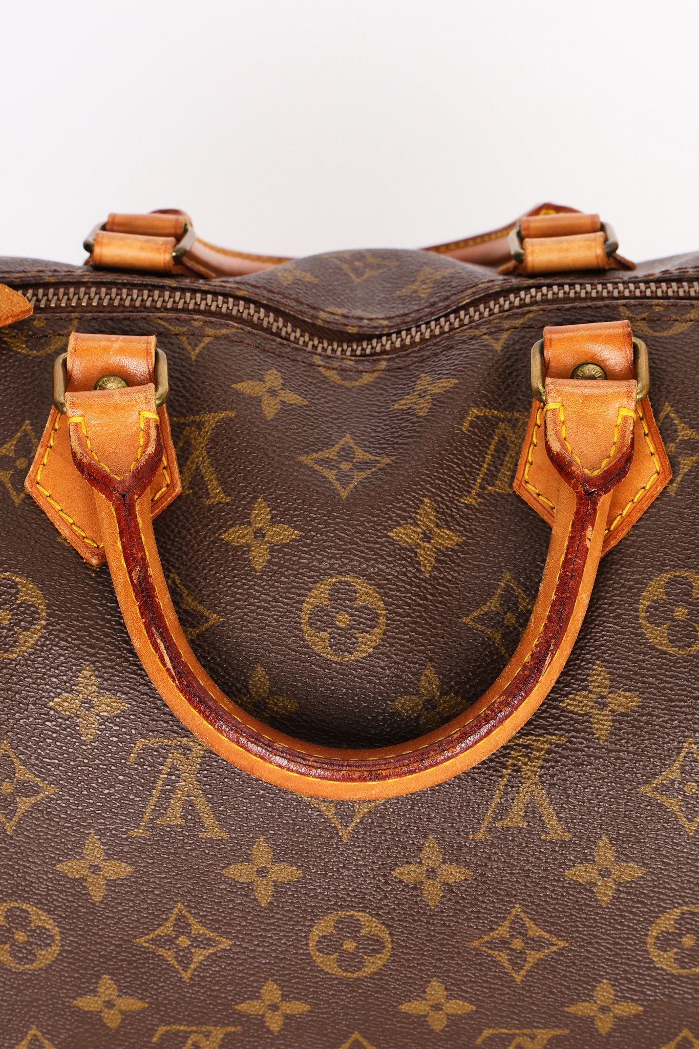 Louis Vuitton Monogram Speedy 35