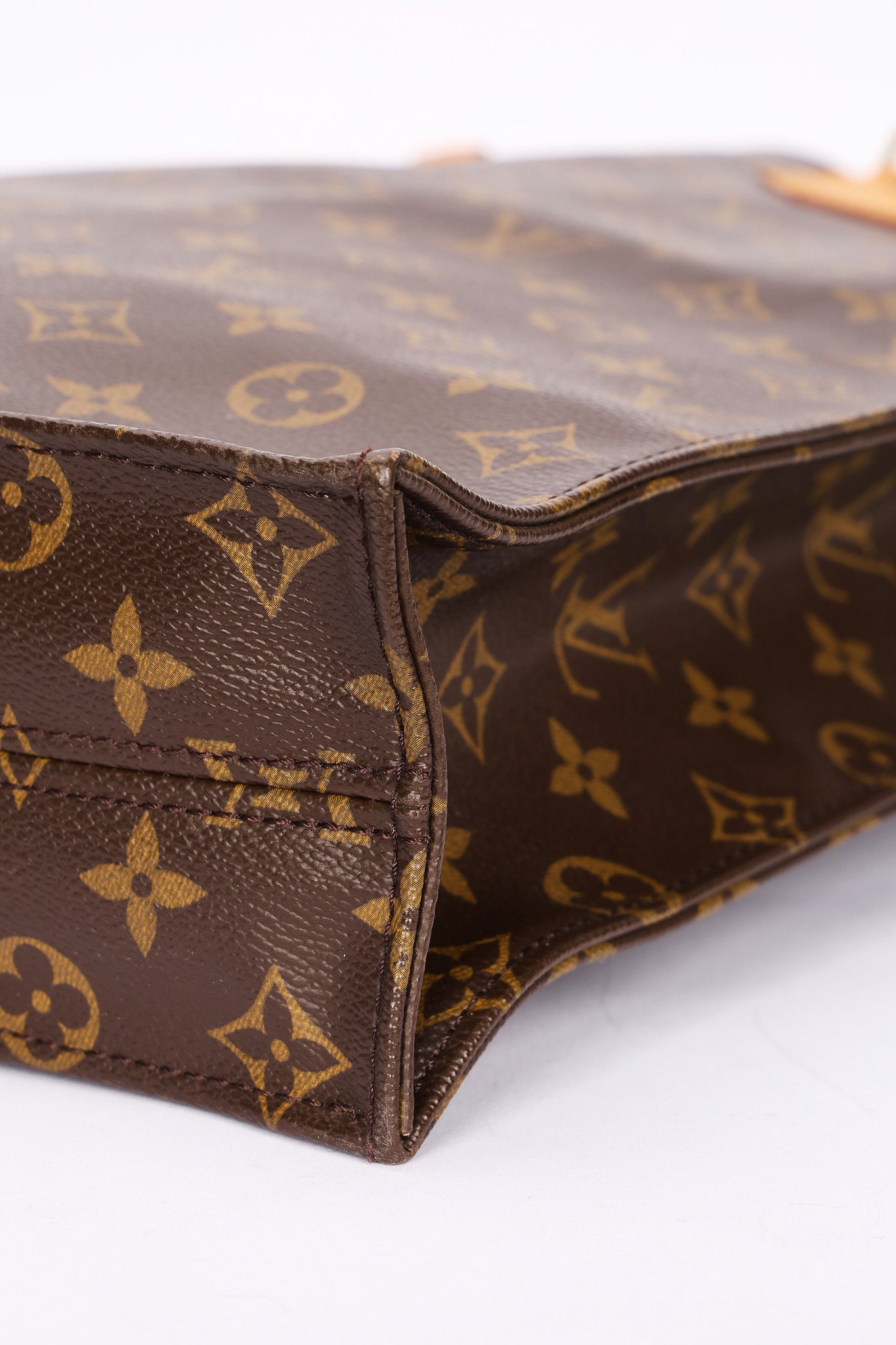 Louis Vuitton Monogram Sac Plat