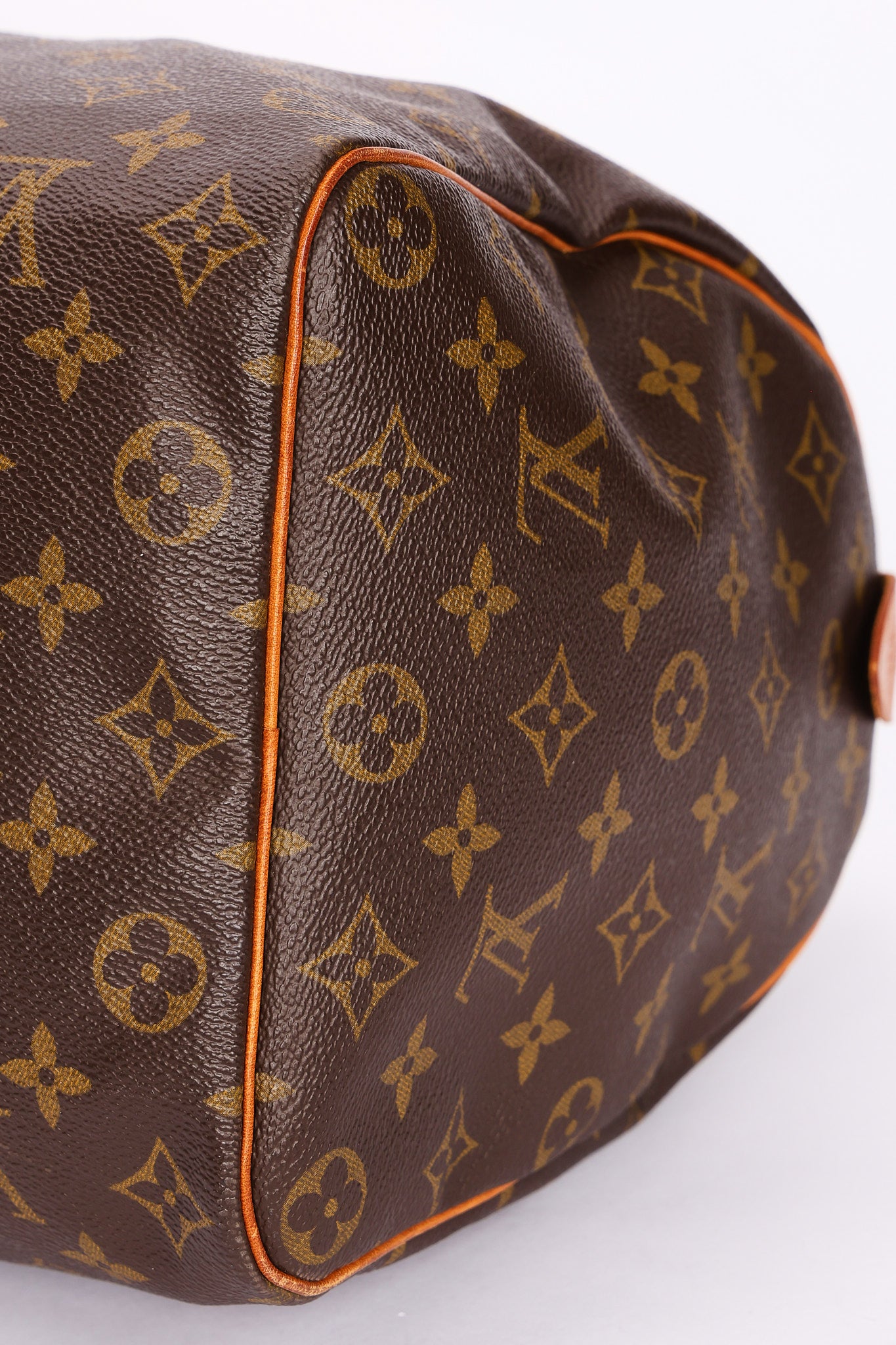 Louis Vuitton Monogram Speedy 35