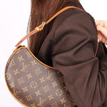 Louis Vuitton Monogram Pochette Croissant Shoulder Bag Hand Bag