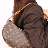 Louis Vuitton Monogram Pochette Croissant Shoulder Bag Hand Bag