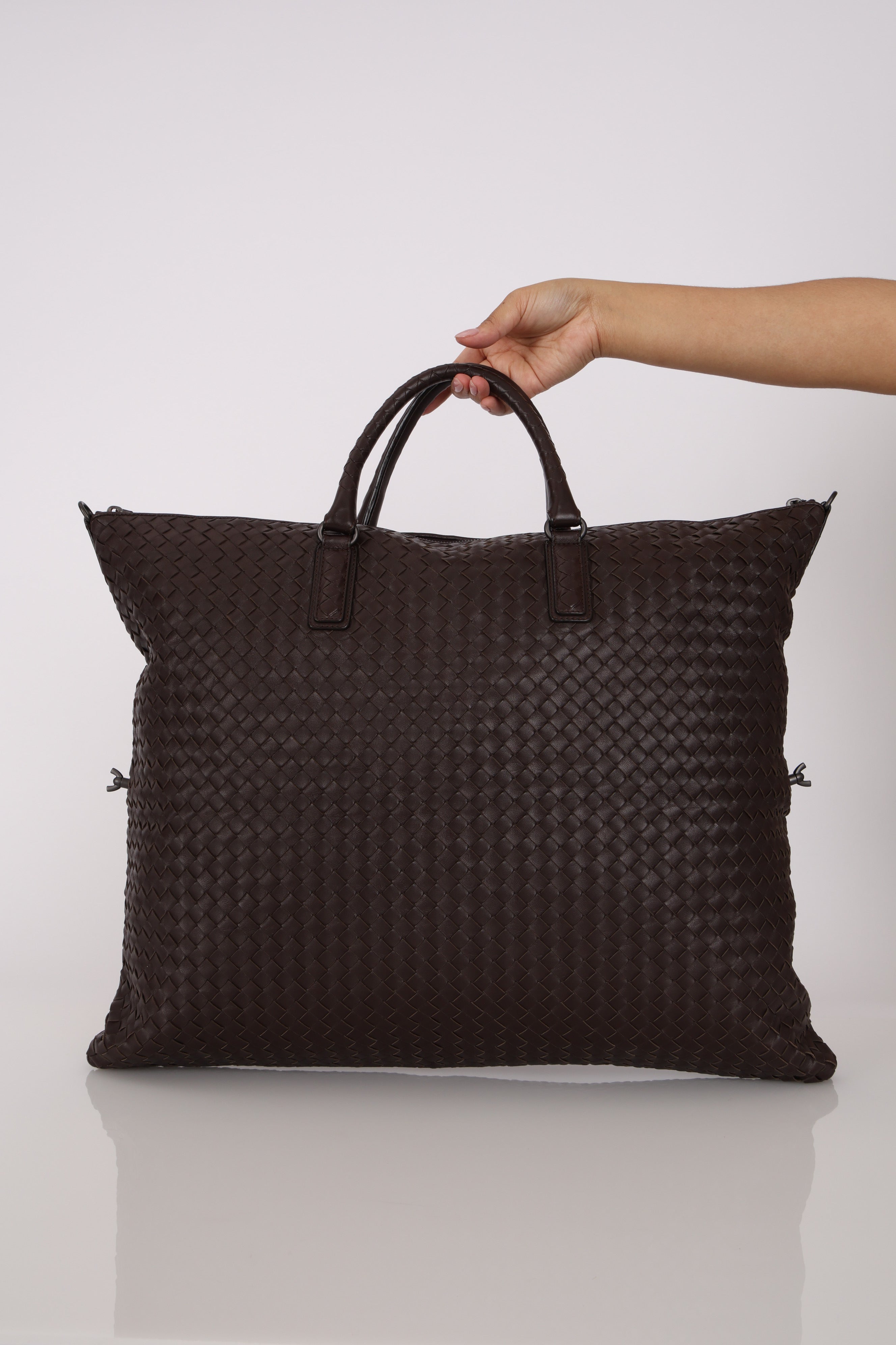 Bottega Veneta Intrecciato Maxi Convertible Bag