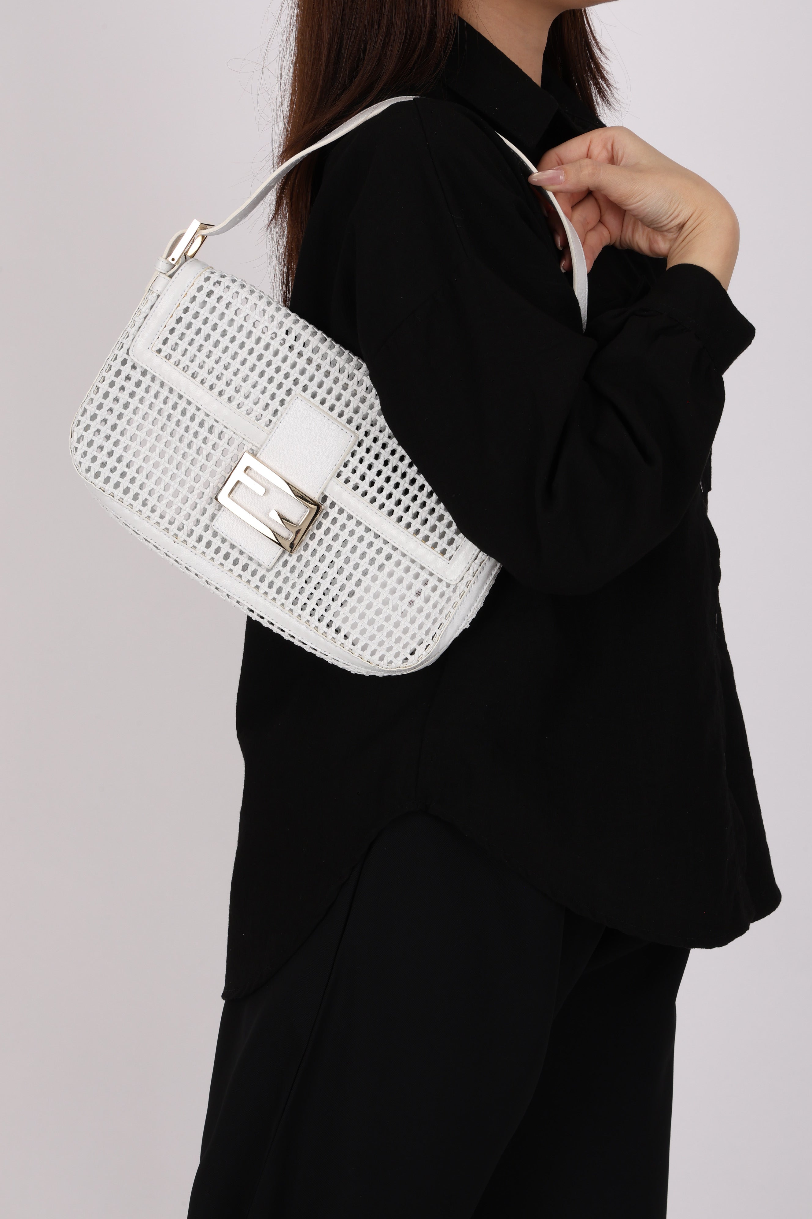Rare Fendi White Woven Baguette 2008 (NEEDS MORE PICS)