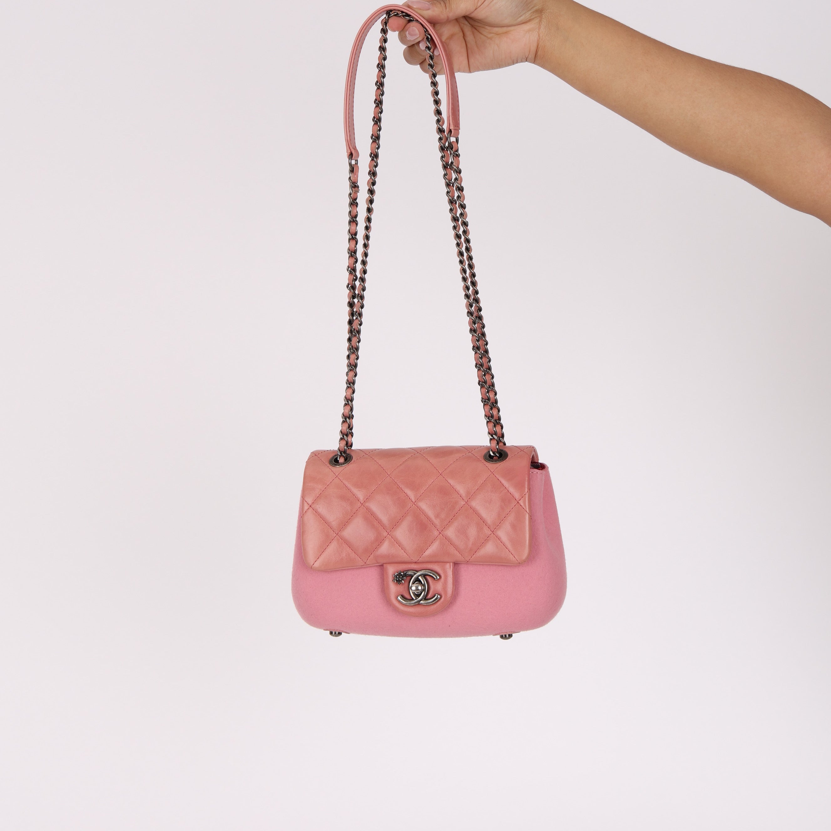 Chanel Paris Salzburg Mini Flap Pink Calfskin and Felt RHW