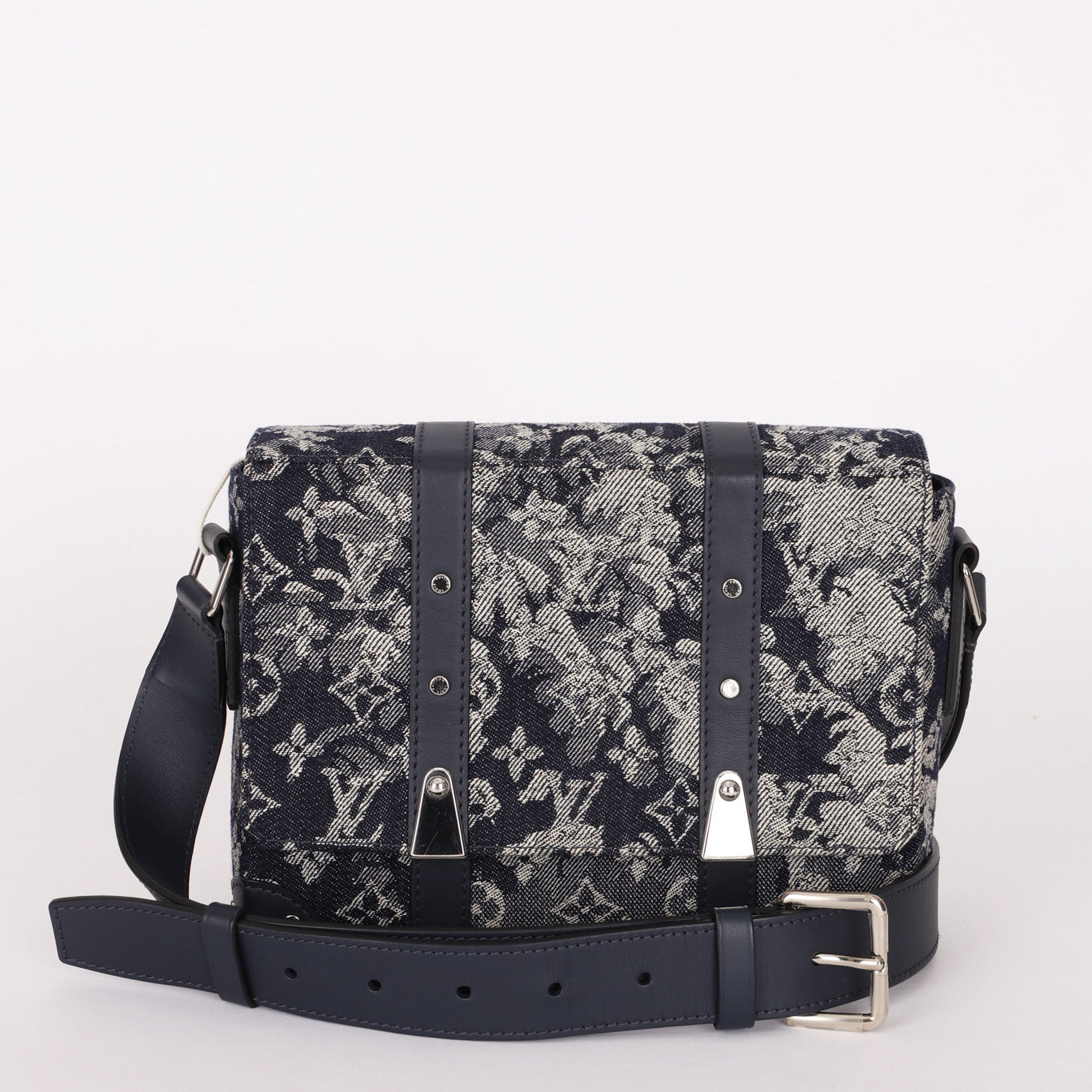 Louis Vuitton Monogram Denim Tapestry Trunk Messenger