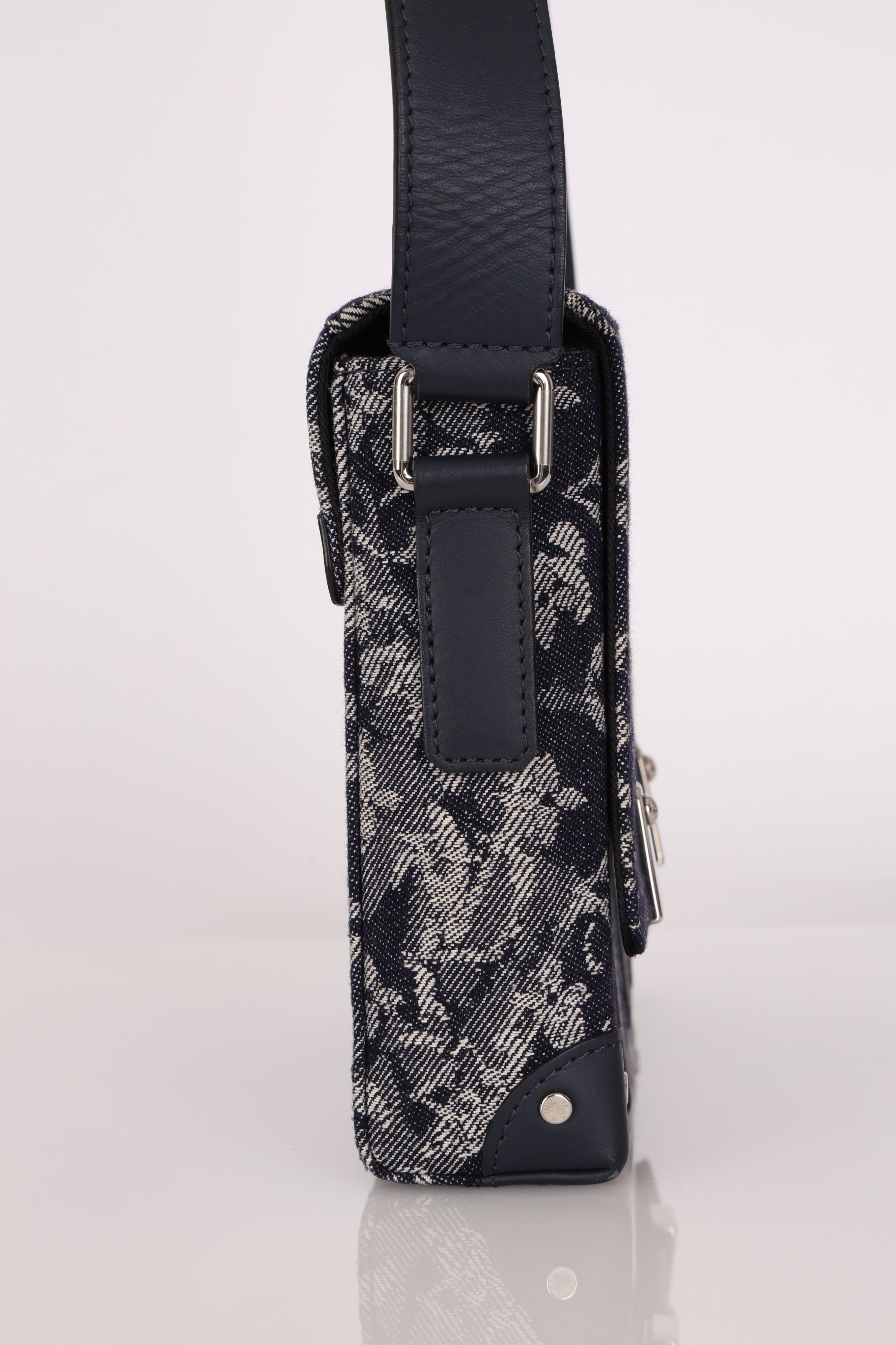 Louis Vuitton Monogram Denim Tapestry Trunk Messenger