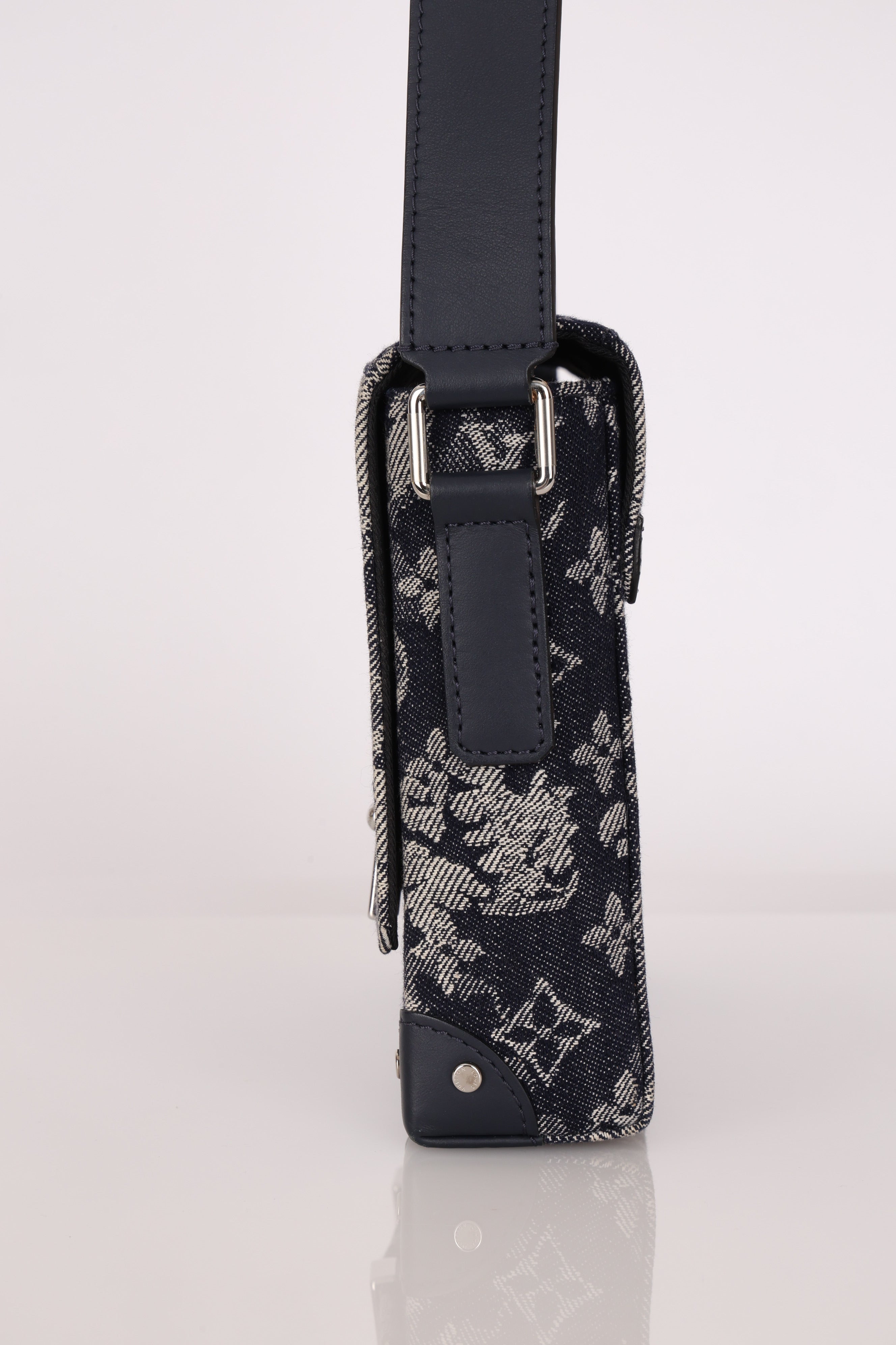 Louis Vuitton Monogram Denim Tapestry Trunk Messenger