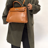 Limited Edition Hermès 2012 Fauve Tadelakt Ghillies Kelly Retourne 35 GHW
