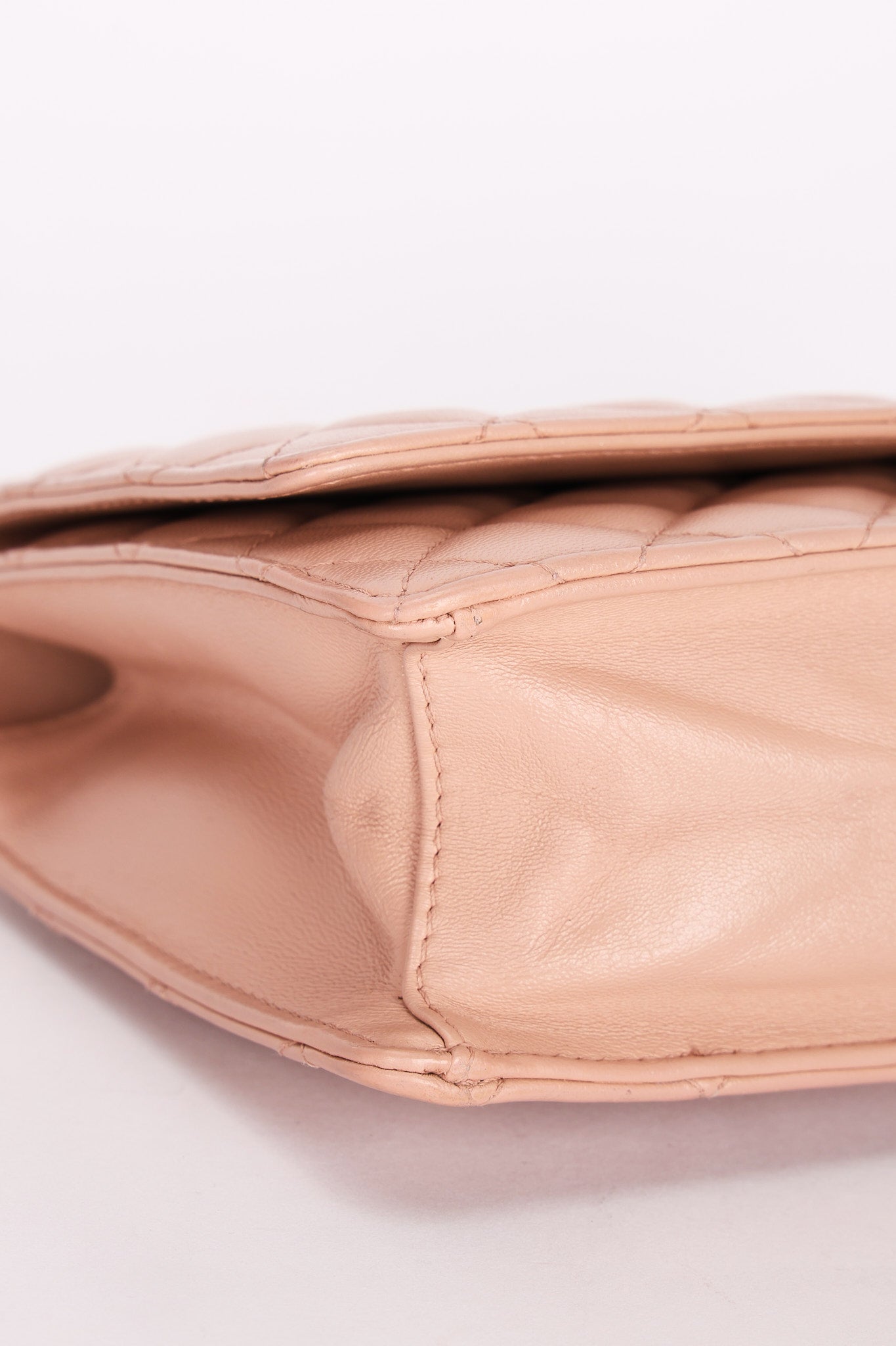 Chanel Bag Dusty Pink Calfskin AGHW
