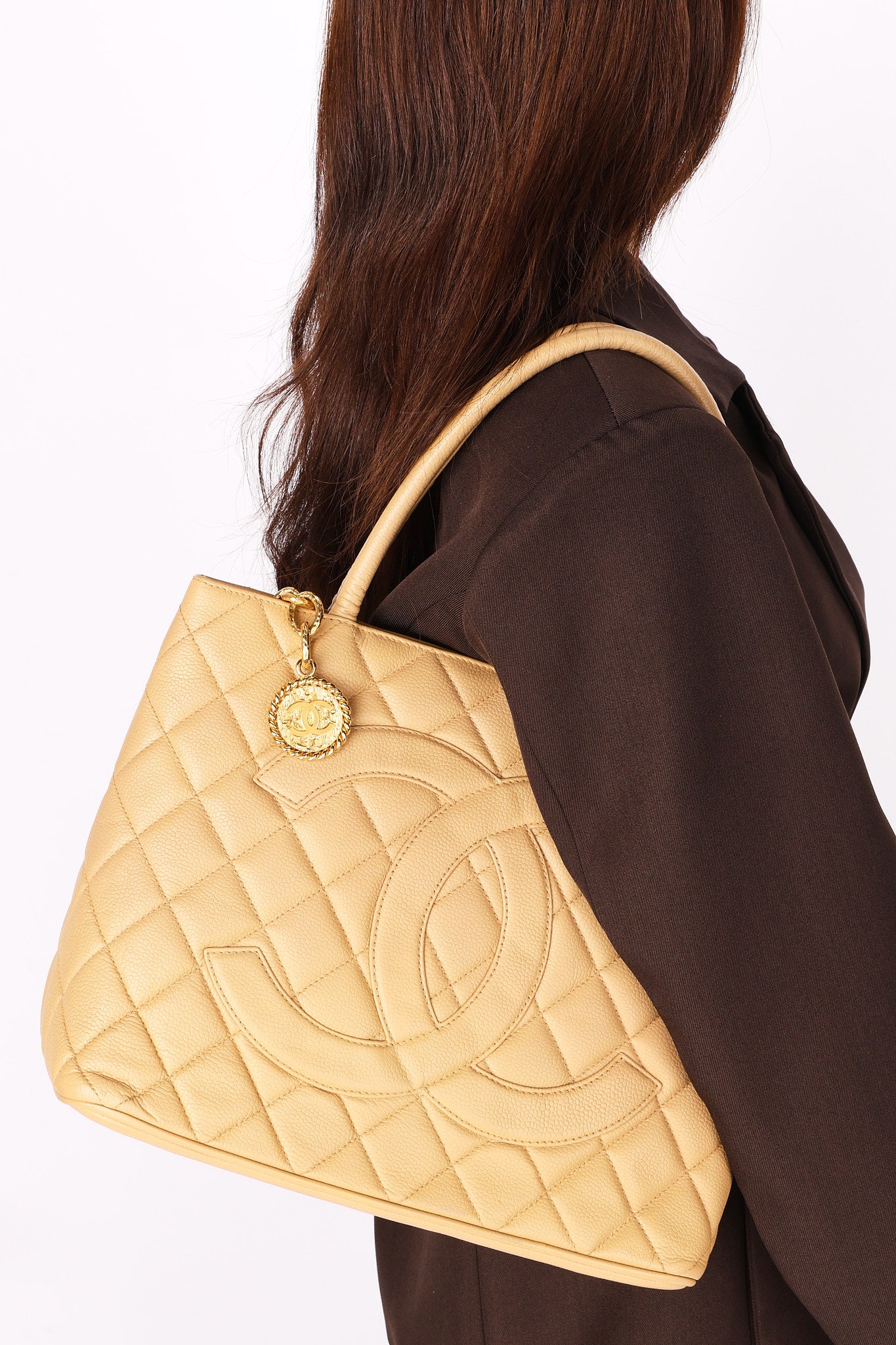 Chanel Timeless Medallion Tote Beige Caviar 2003 GHW