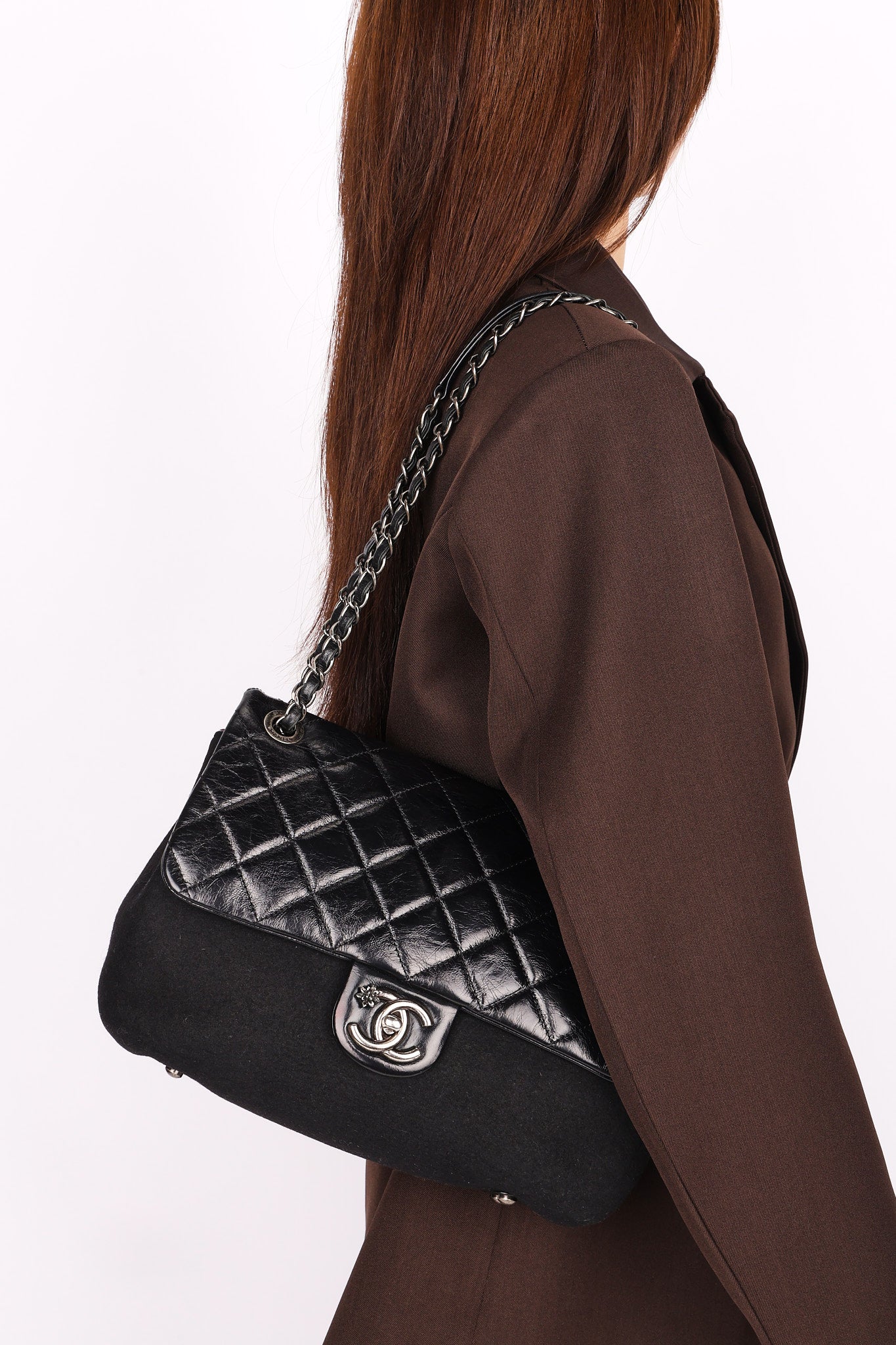 Chanel Edelweiss Curvy Flap Black Crinkled Calfskin and Wool 2015 RHW