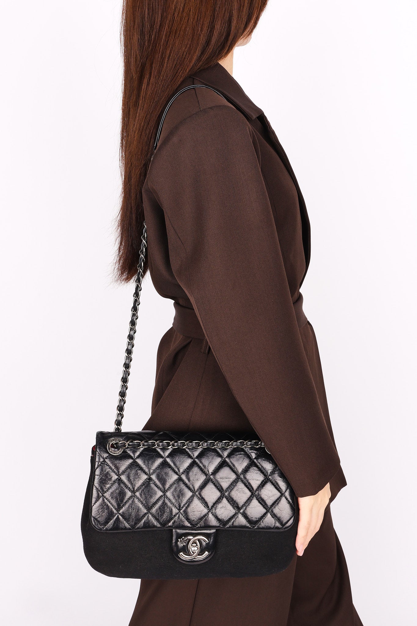 Chanel Edelweiss Curvy Flap Black Crinkled Calfskin and Wool 2015 RHW
