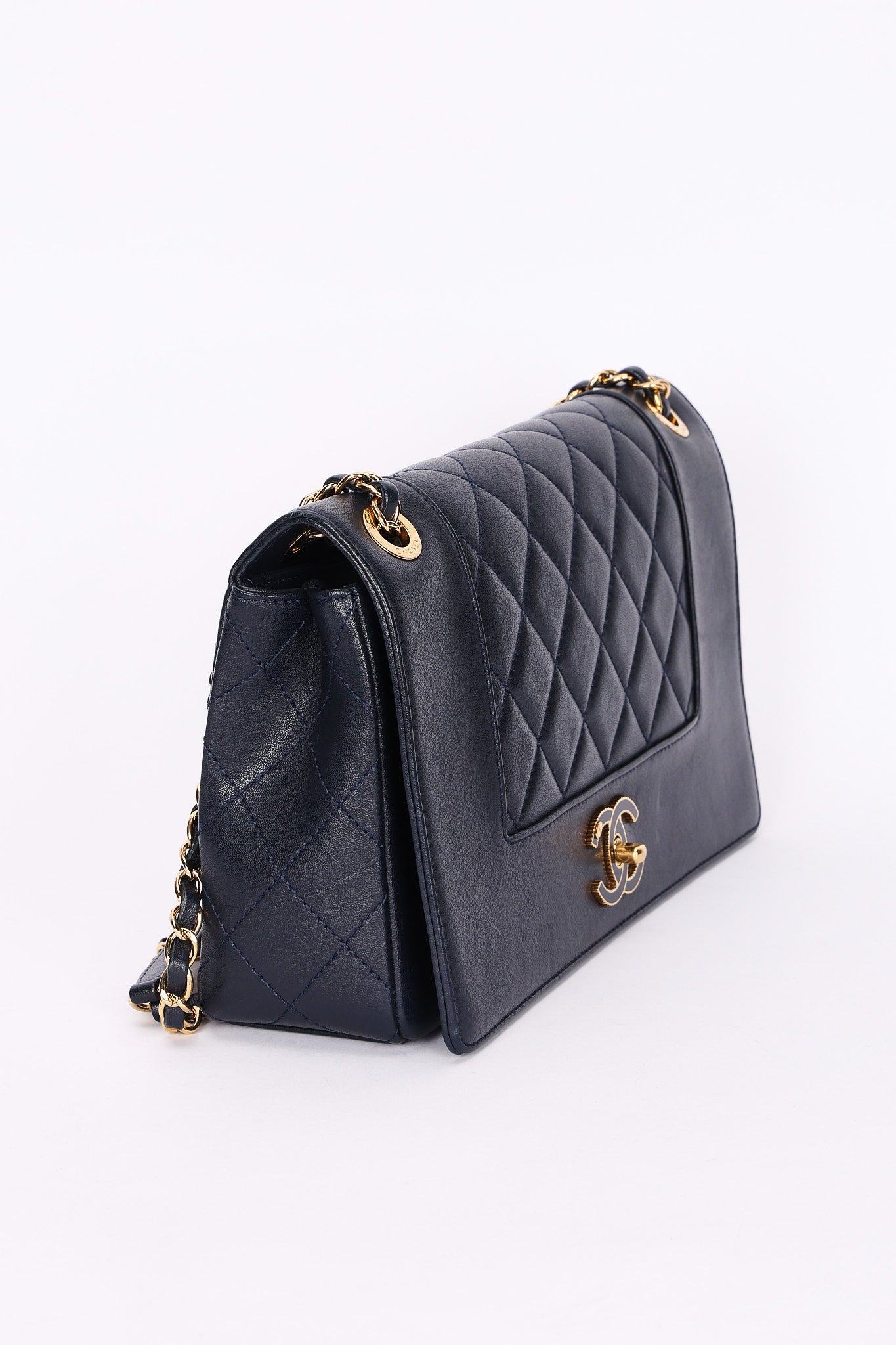 Chanel Bag Navy Calfskin GHW