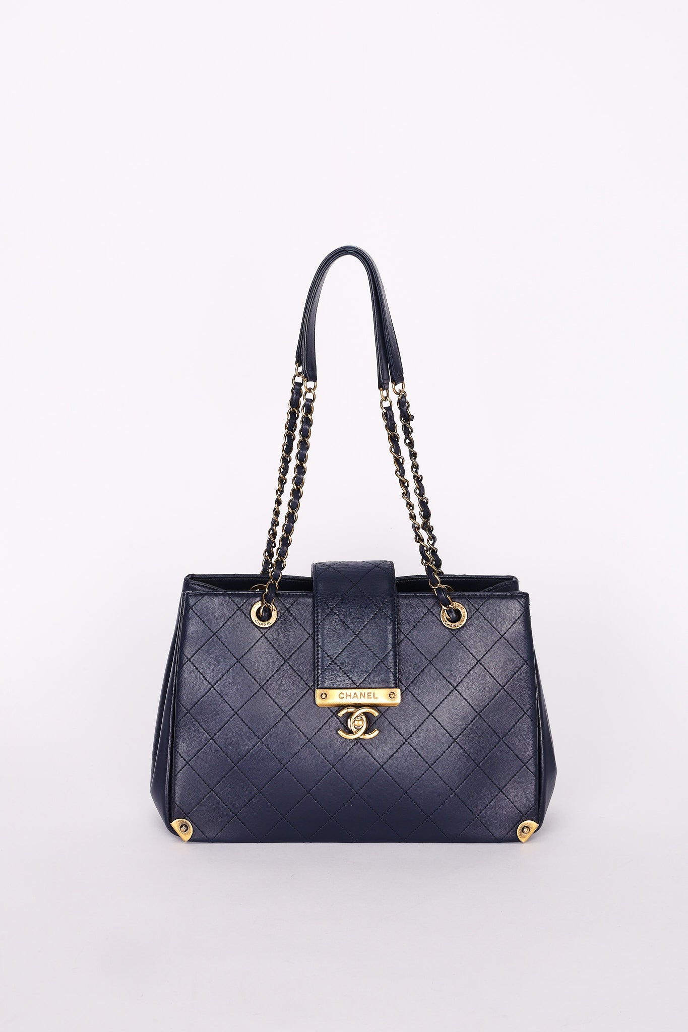 Chanel Bag Navy Calfskin AGHW