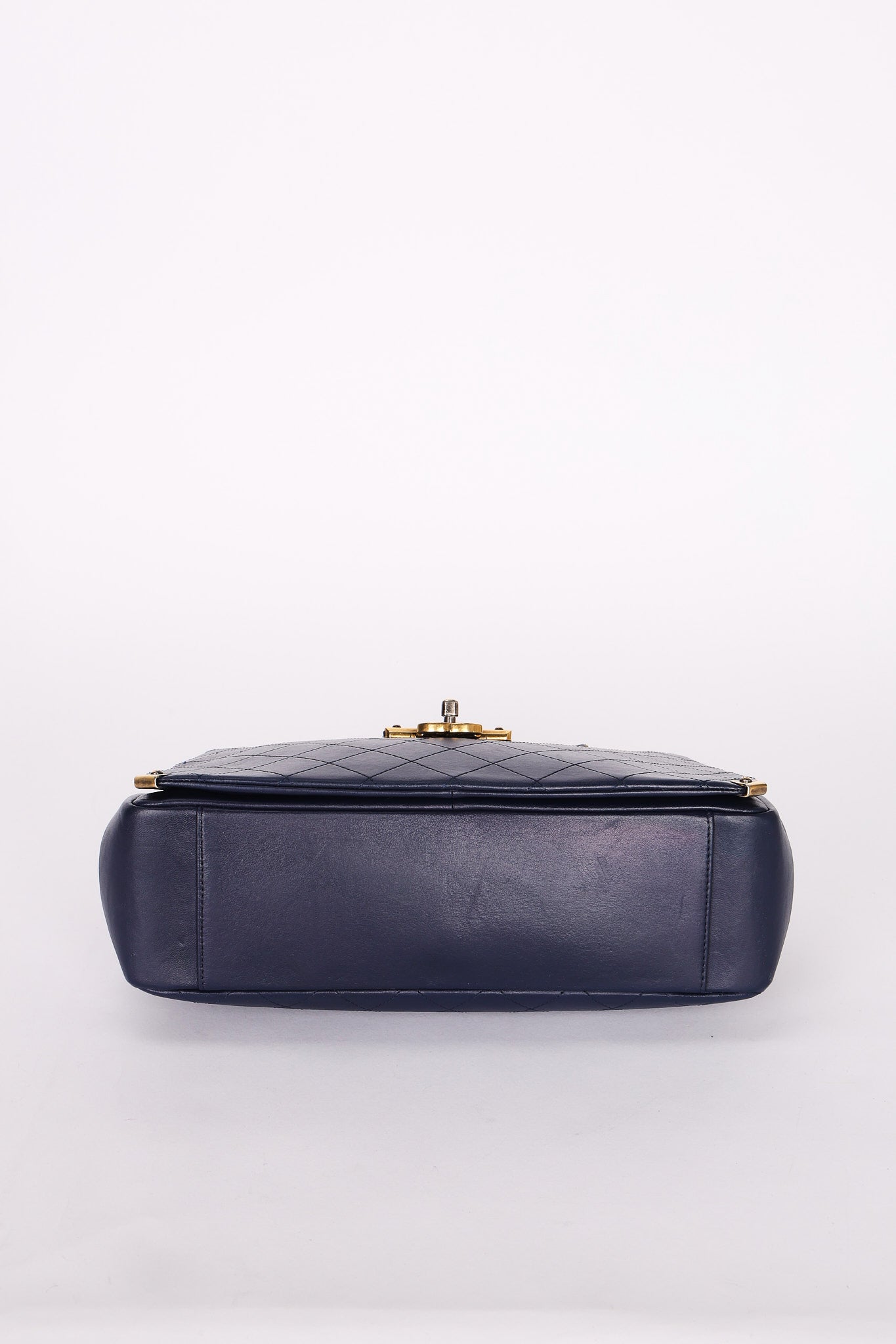Chanel Bag Navy Calfskin AGHW