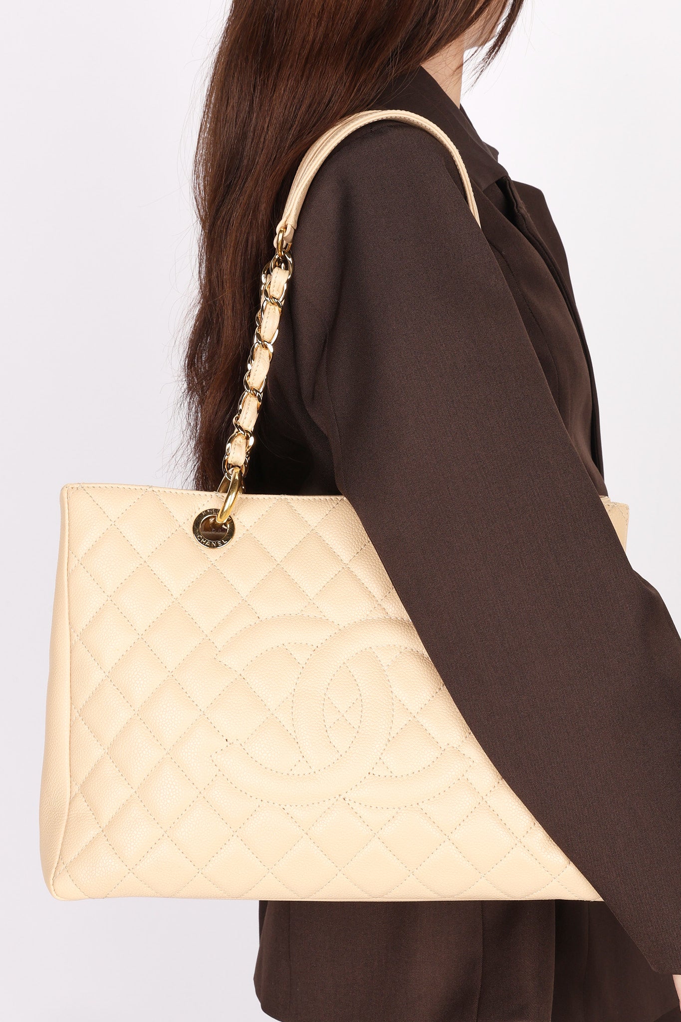 Chanel Timeless Shoulder Bag Beige Caviar GHW