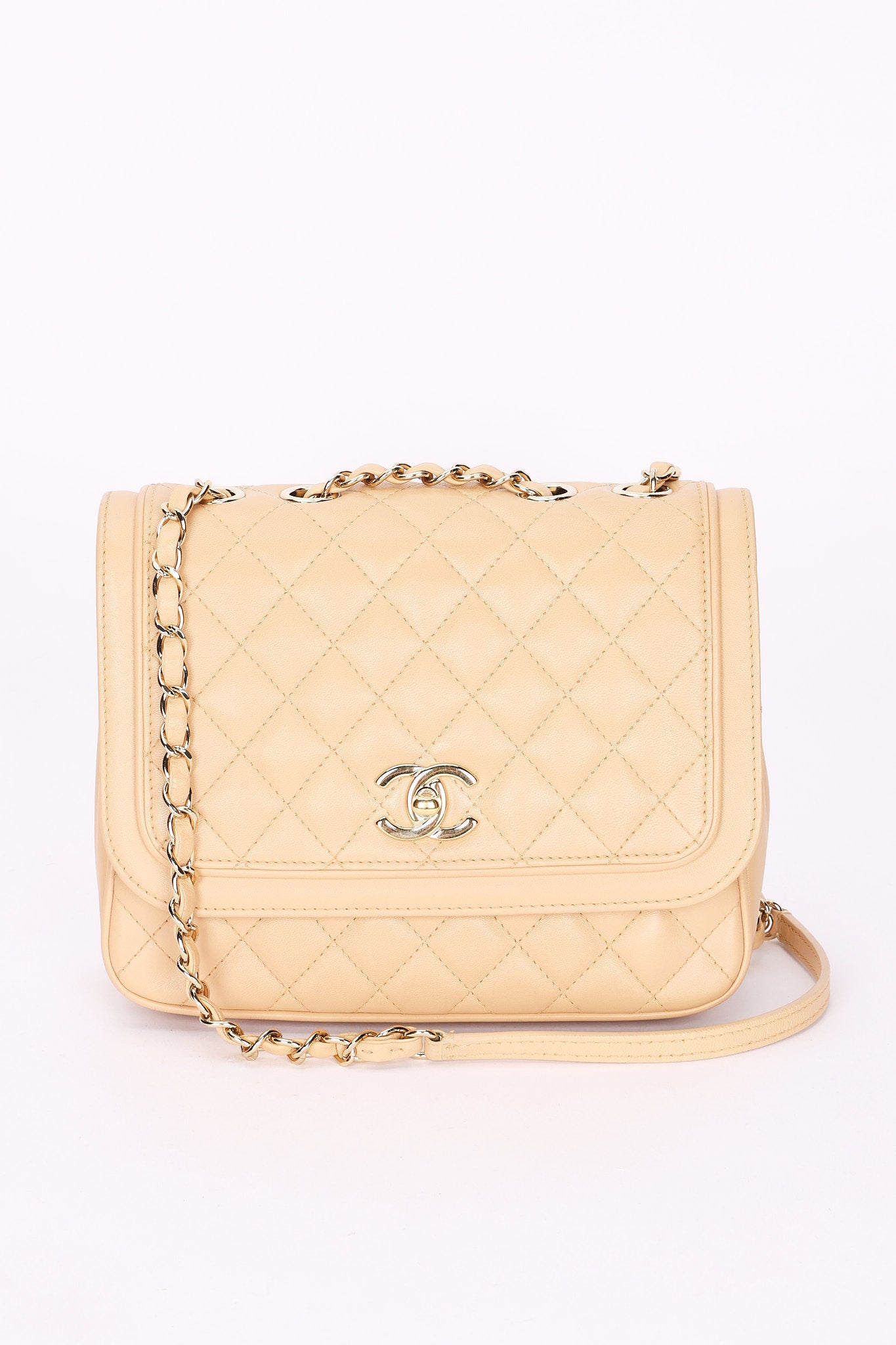Chanel Medium Lovely Day Flap Beige Lambskin GHW