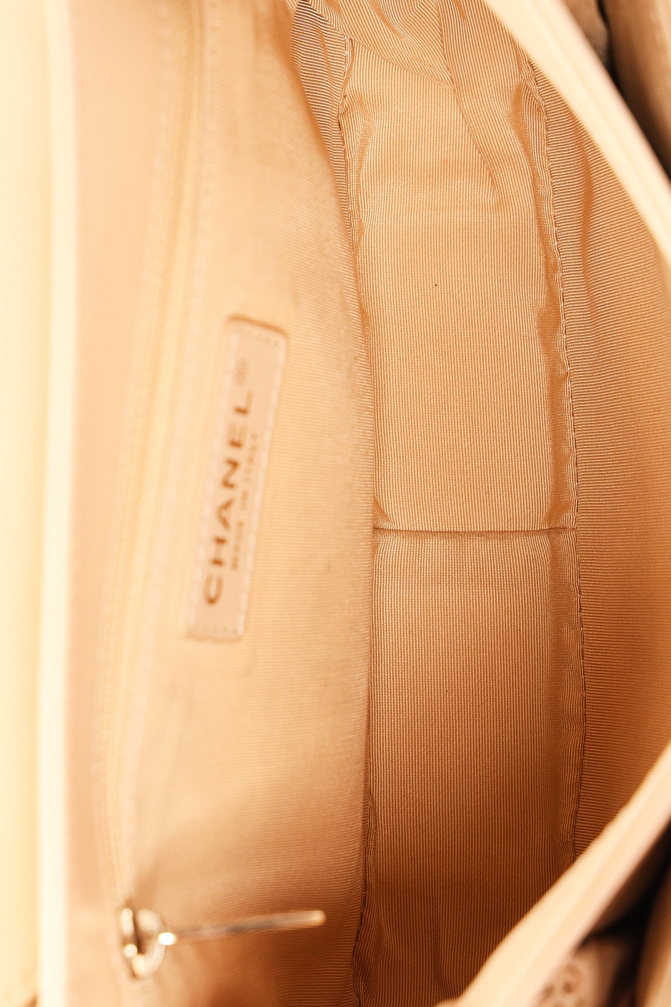 Chanel Medium Lovely Day Flap Beige Lambskin GHW