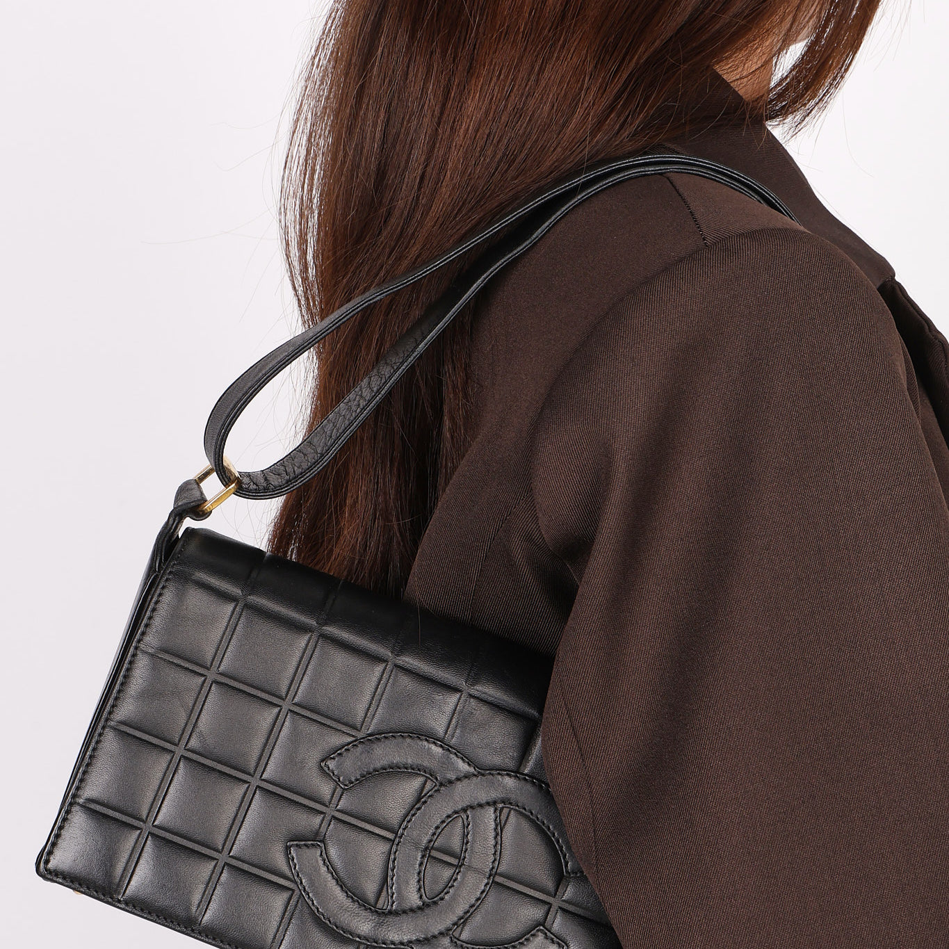 Chanel Chocolate Bar Shoulder Bag Black Calfskin GHW