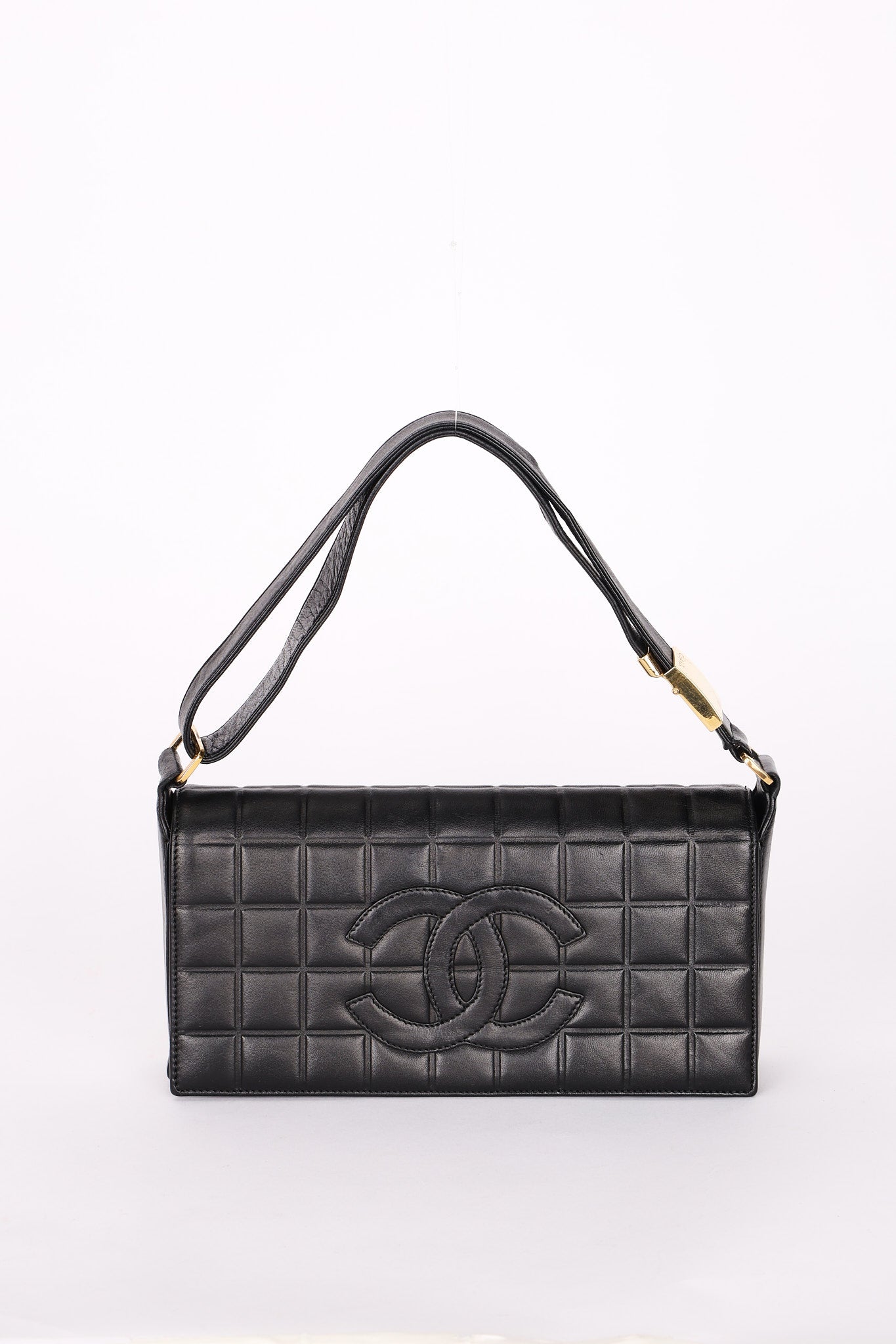 Chanel Chocolate Bar Shoulder Bag Black Calfskin GHW