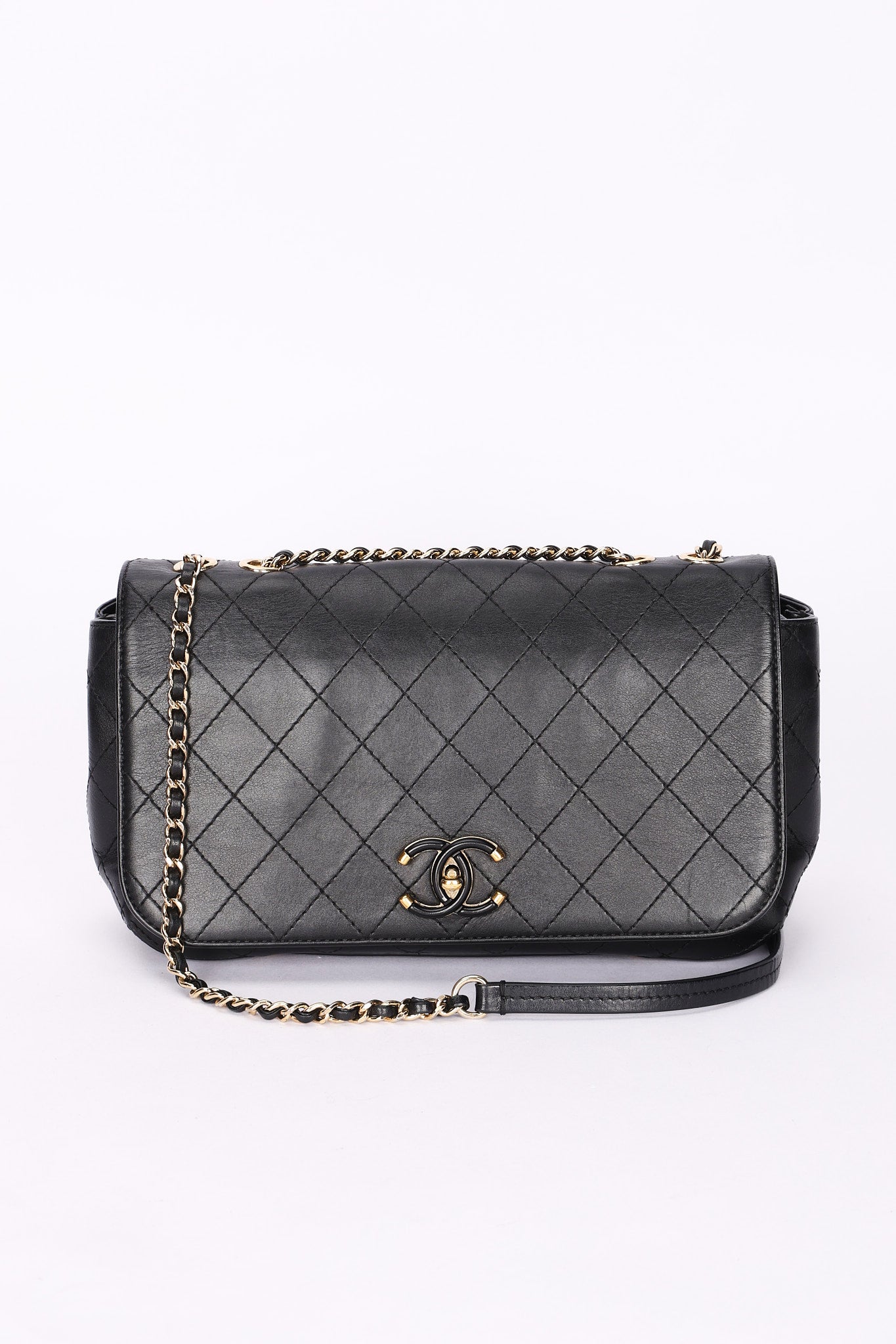 Chanel Single Flap Black Calfskin AGHW
