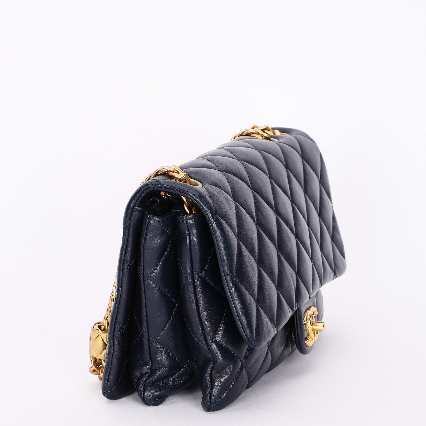 Chanel Bag Navy Lambskin AGHW