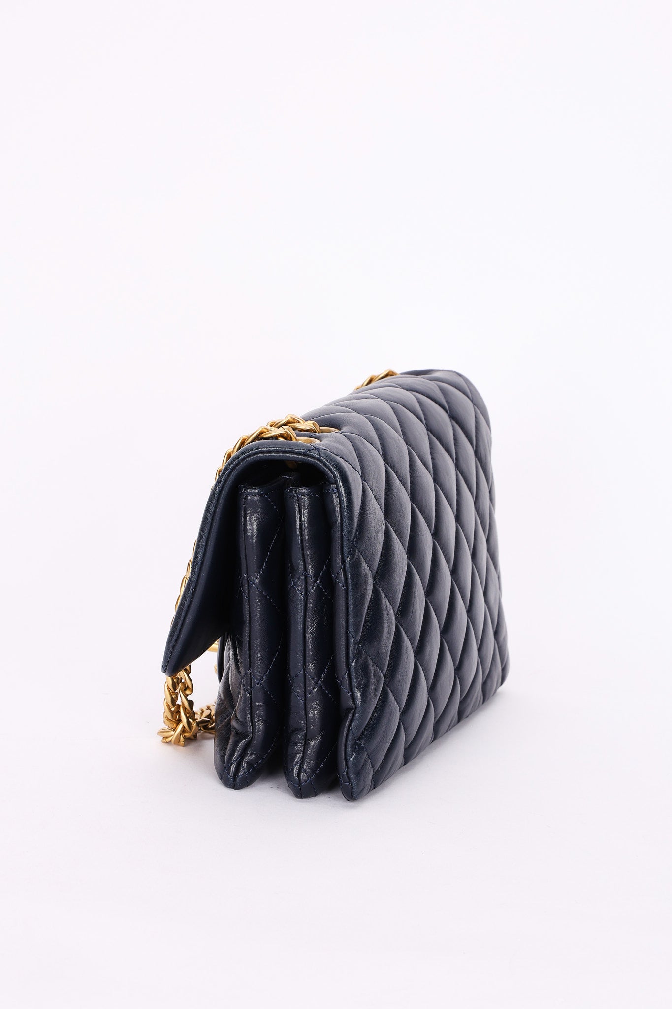 Chanel Bag Navy Lambskin AGHW