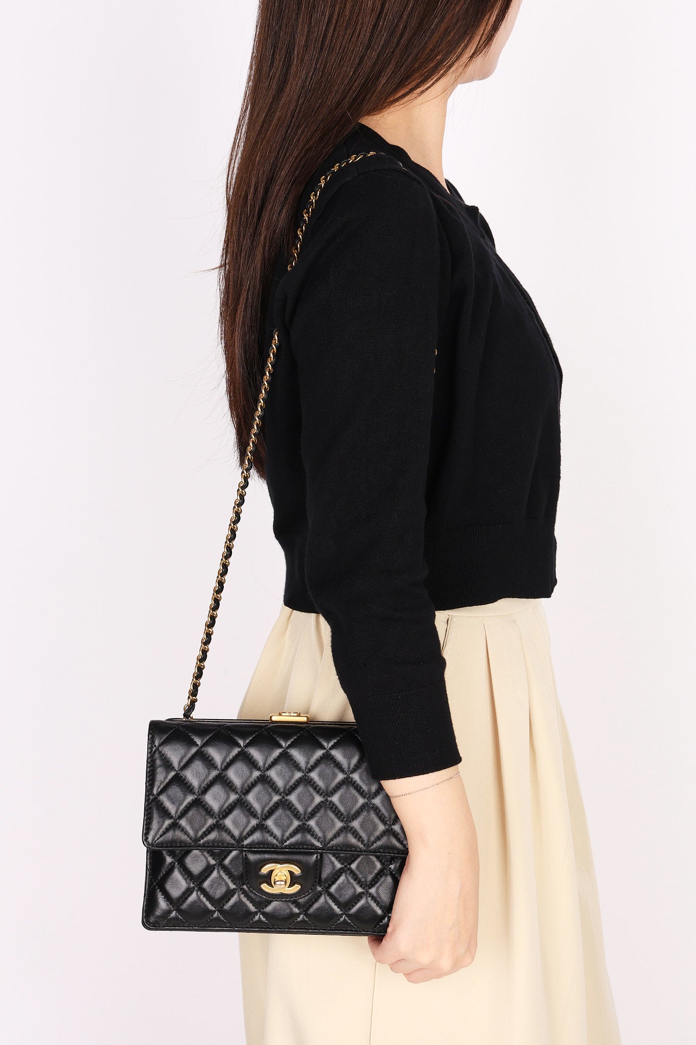 Chanel Kisslock Frame Turnlock Front Pocket Shoulder Bag Black Lambskin AGHW