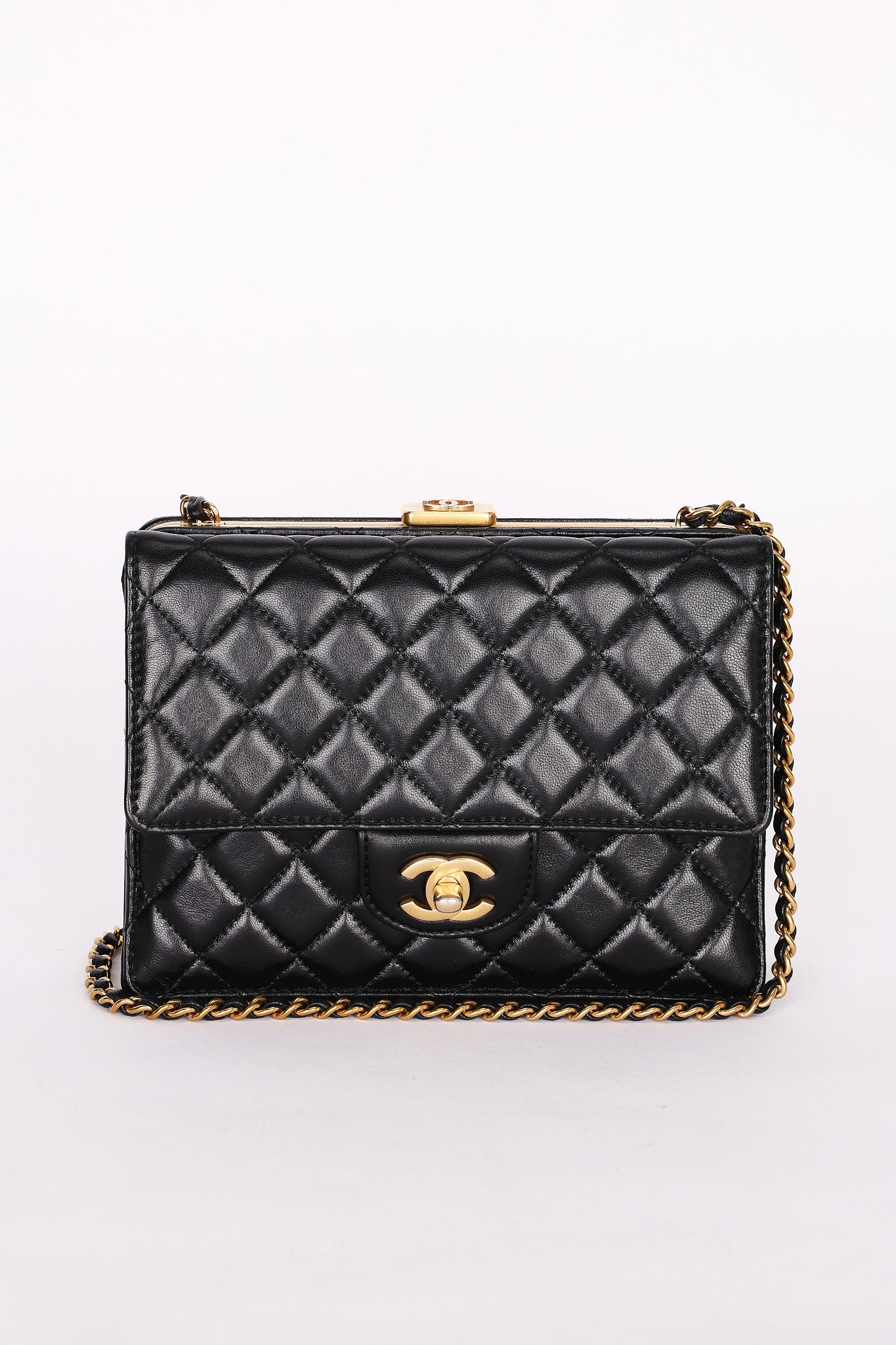 Chanel Kisslock Frame Turnlock Front Pocket Shoulder Bag Black Lambskin AGHW