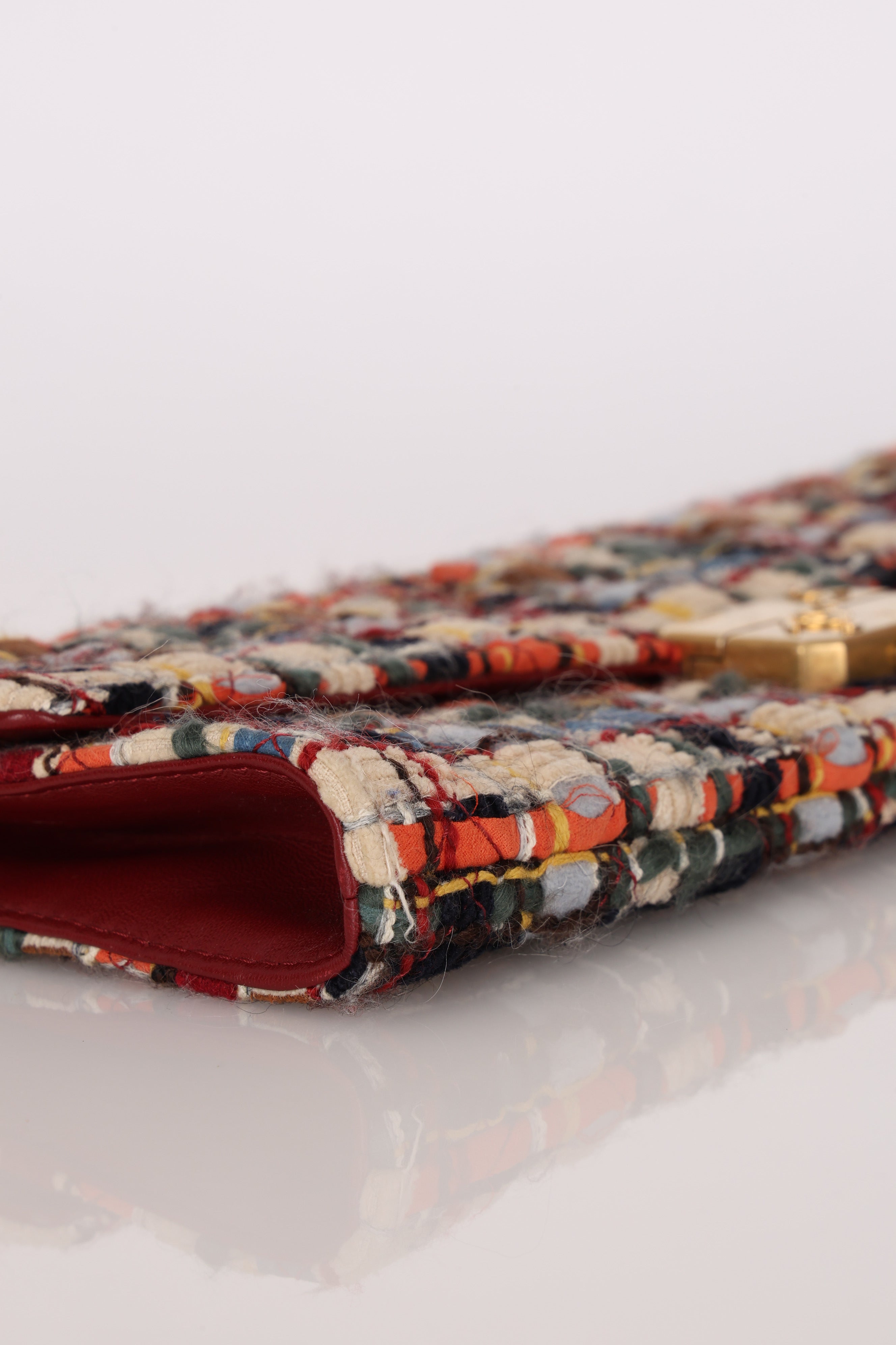 Chanel Paris-Hamburg Multicolor Tweed Clasp Clutch 2018 AGHW (DONE)