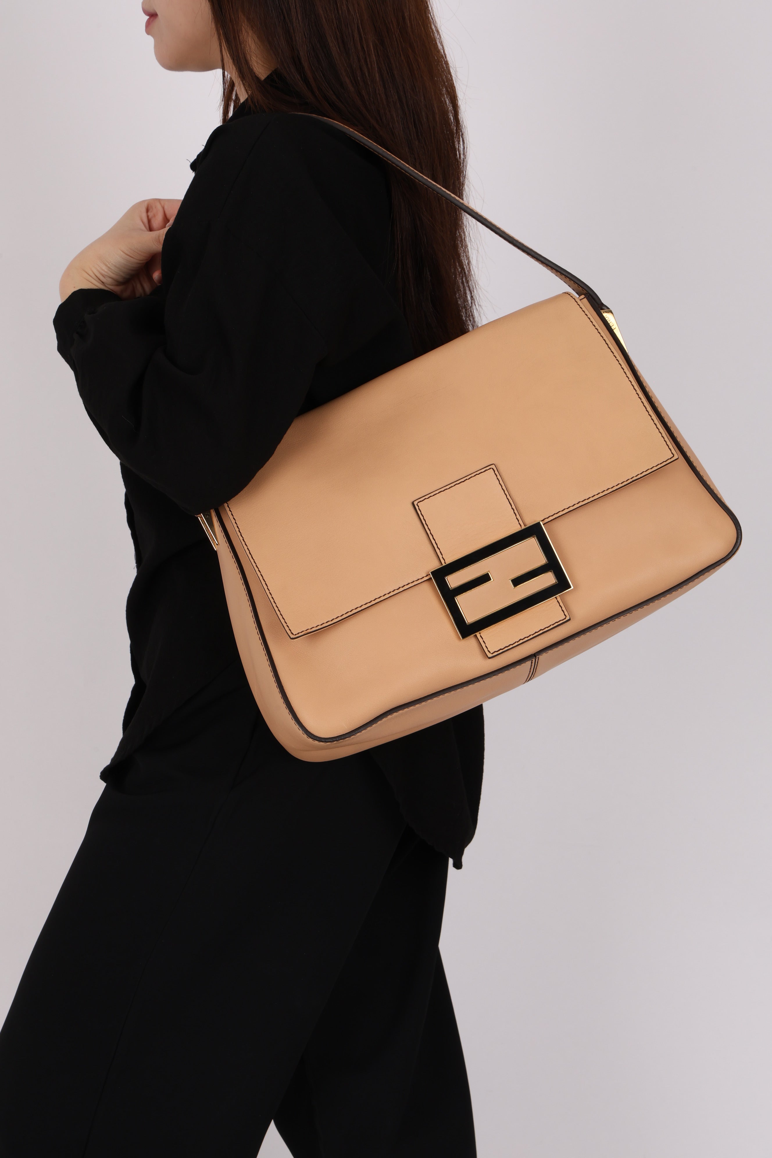 Fendi Forever Mamma Baguette (DONE)