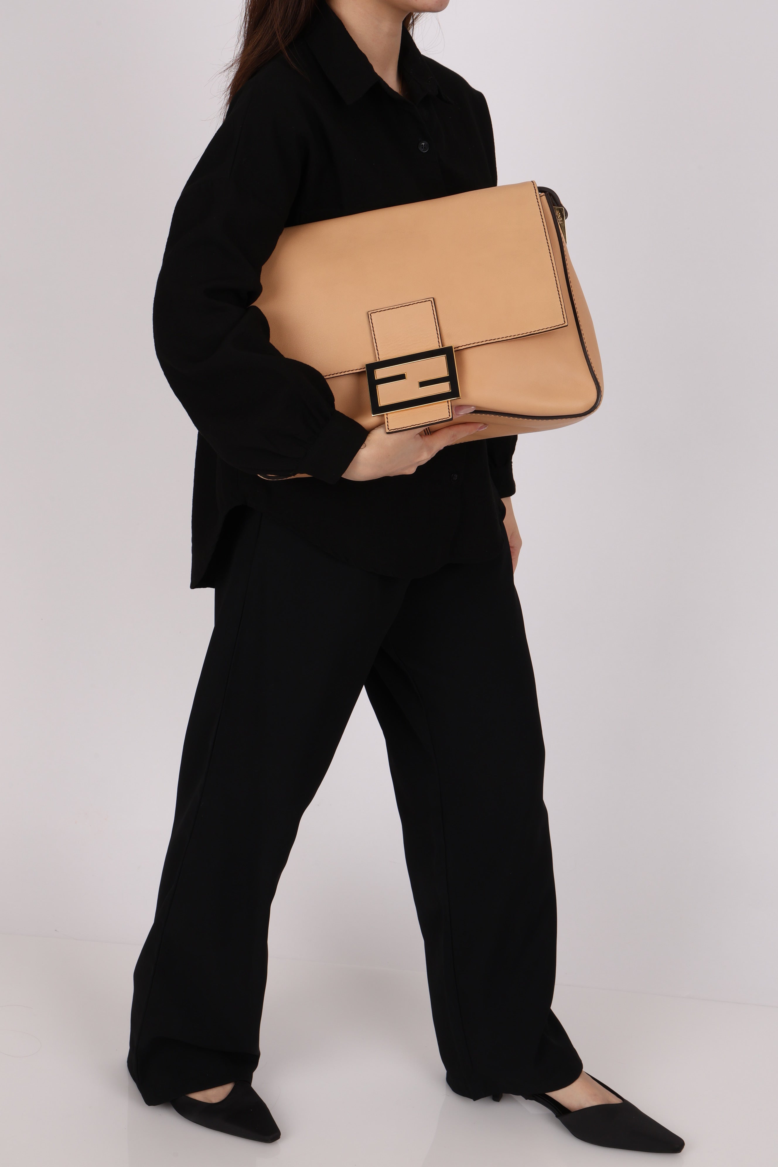 Fendi Forever Mamma Baguette (DONE)