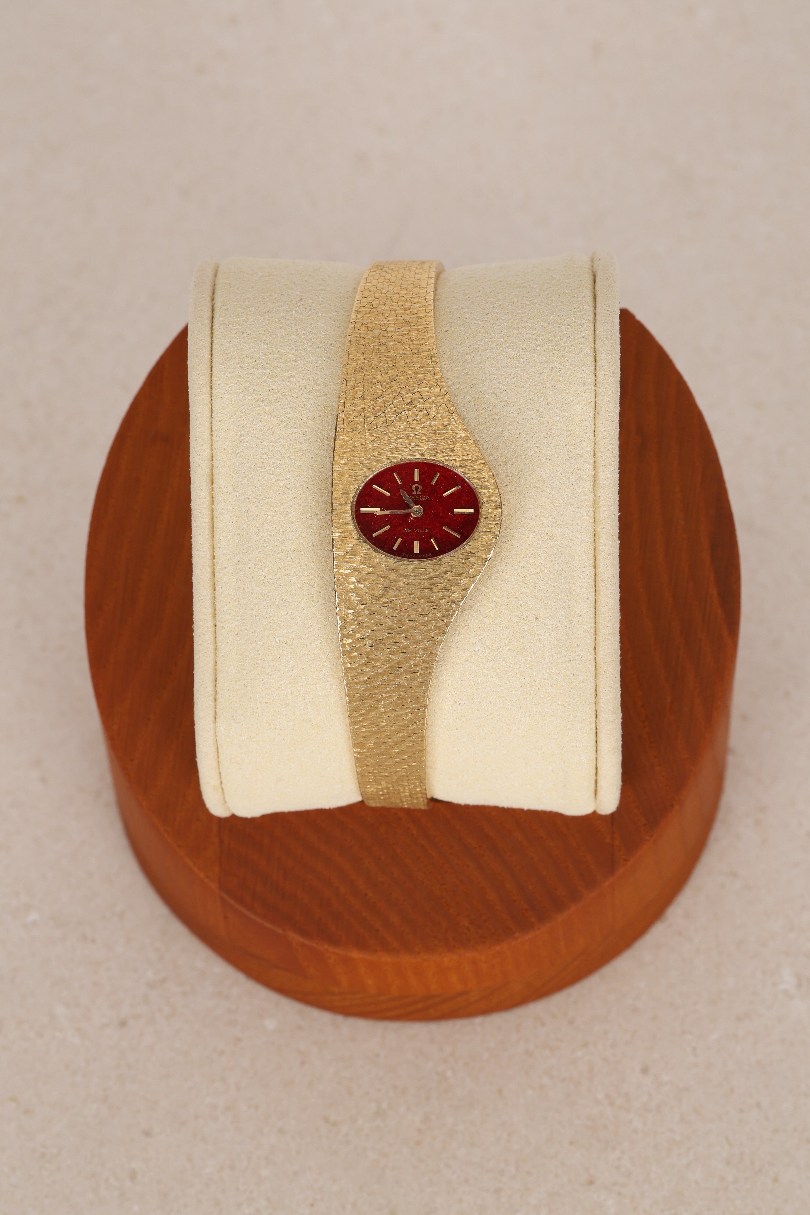 Ultra-Rare Omega De Ville 18K Yellow Gold Carnelian Watch 20mm