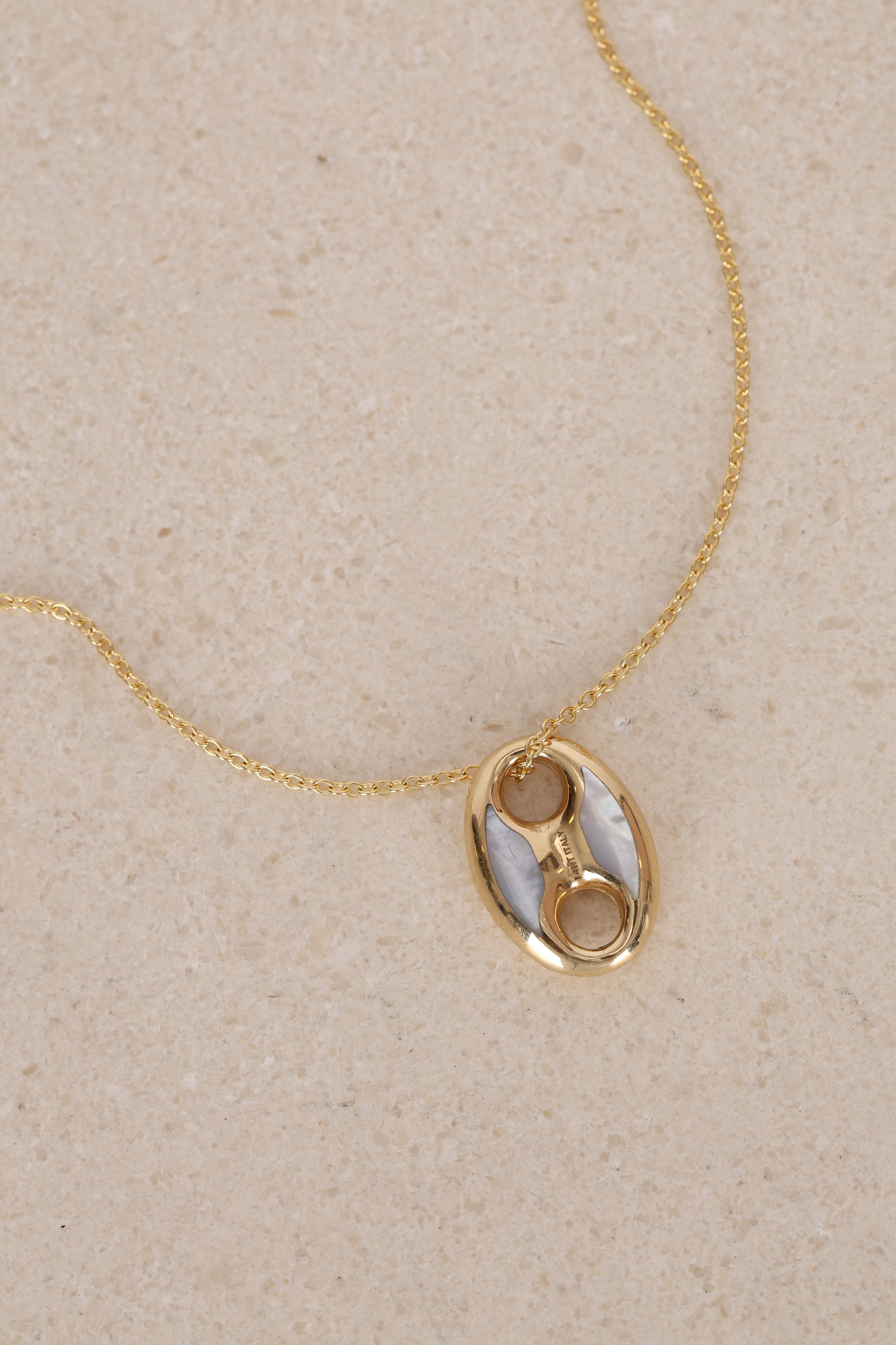 14K Yellow Gold Mother of Pearl Mariner Link Pendant Necklace