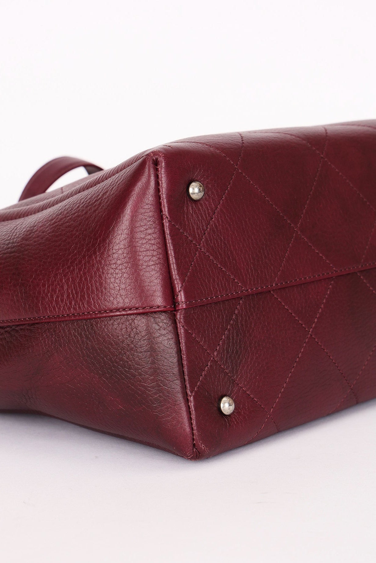Chanel Shopping Tote Bordeaux Caviar RHW