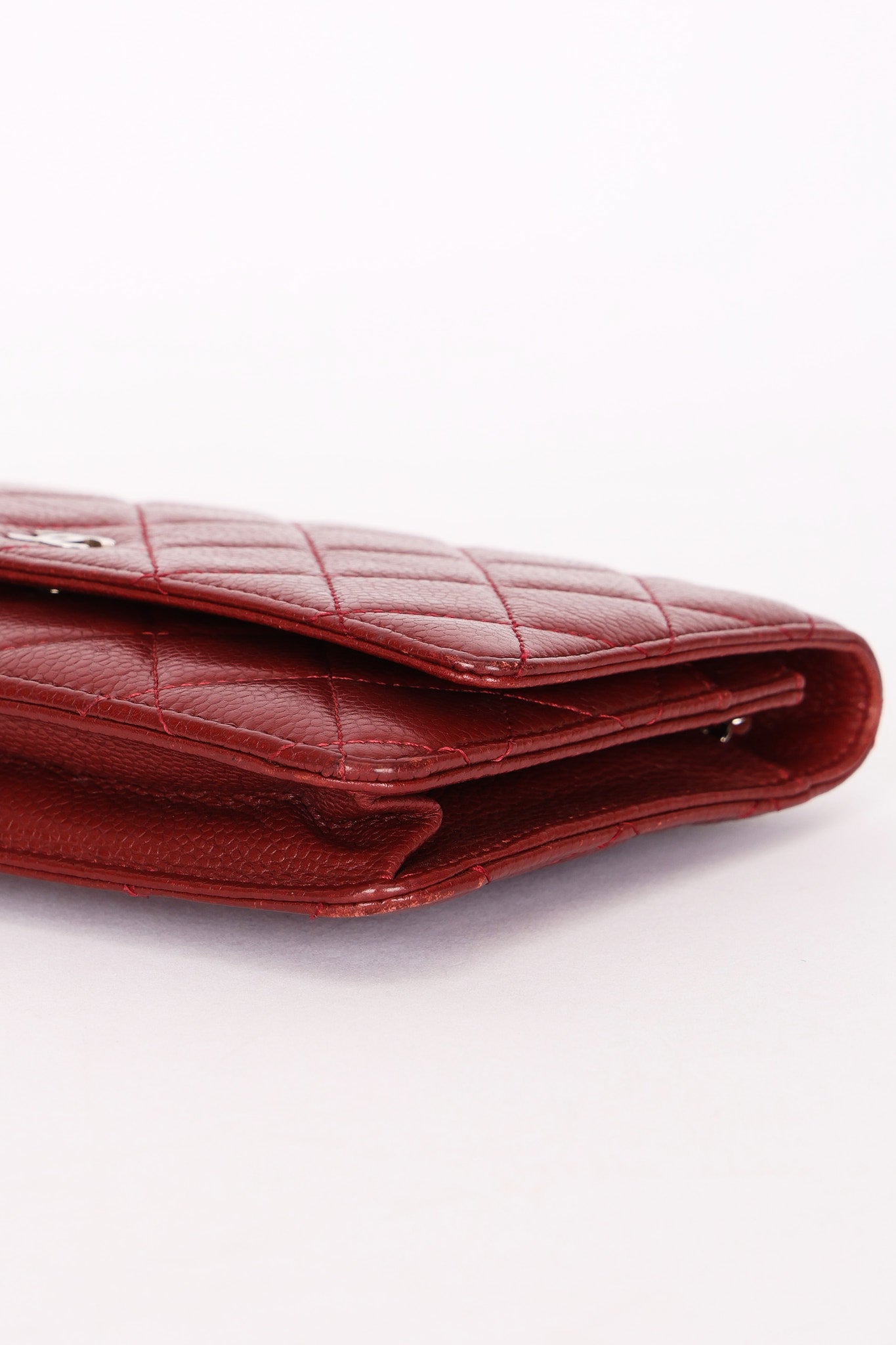 Chanel Caviar Bordeaux Wallet on Chain