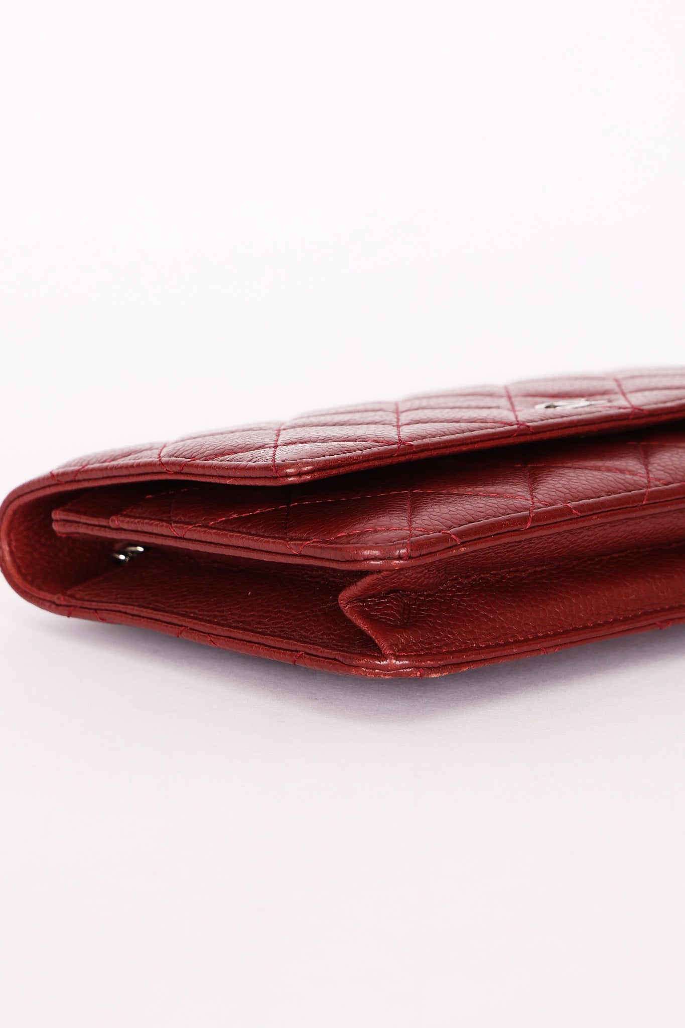 Chanel Caviar Bordeaux Wallet on Chain