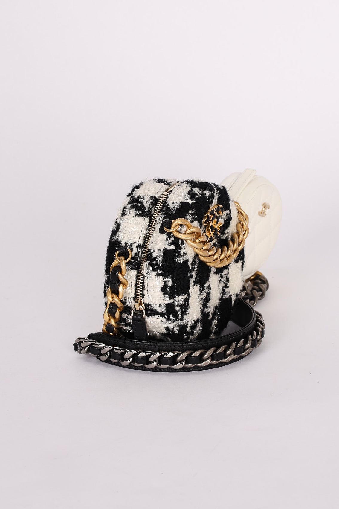 Chanel Tweed 19 Round Clutch w/ Chain Pouch MMHW