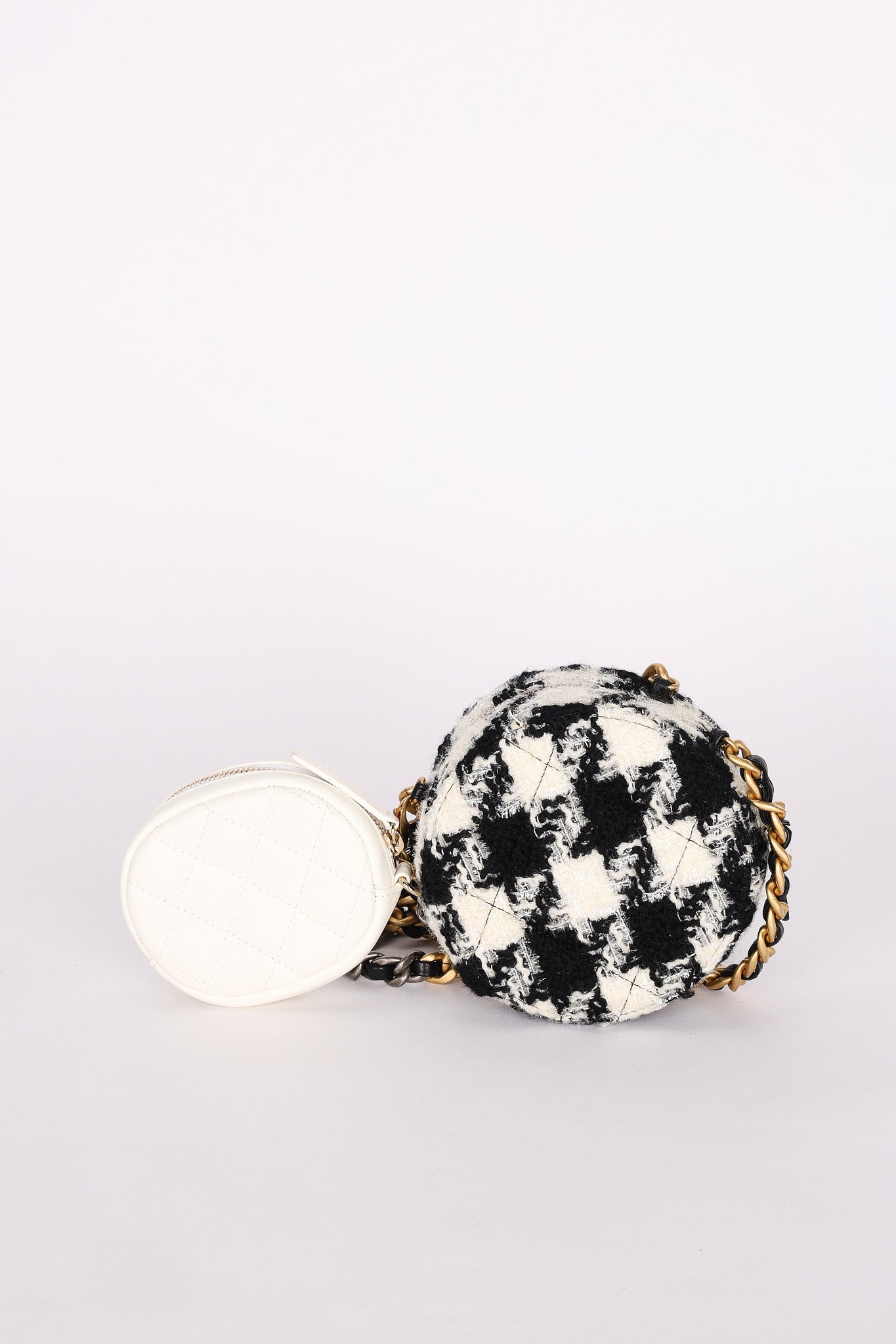 Chanel Tweed 19 Round Clutch w/ Chain Pouch MMHW