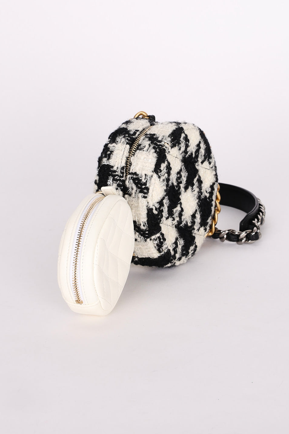 Chanel Tweed 19 Round Clutch w/ Chain Pouch MMHW