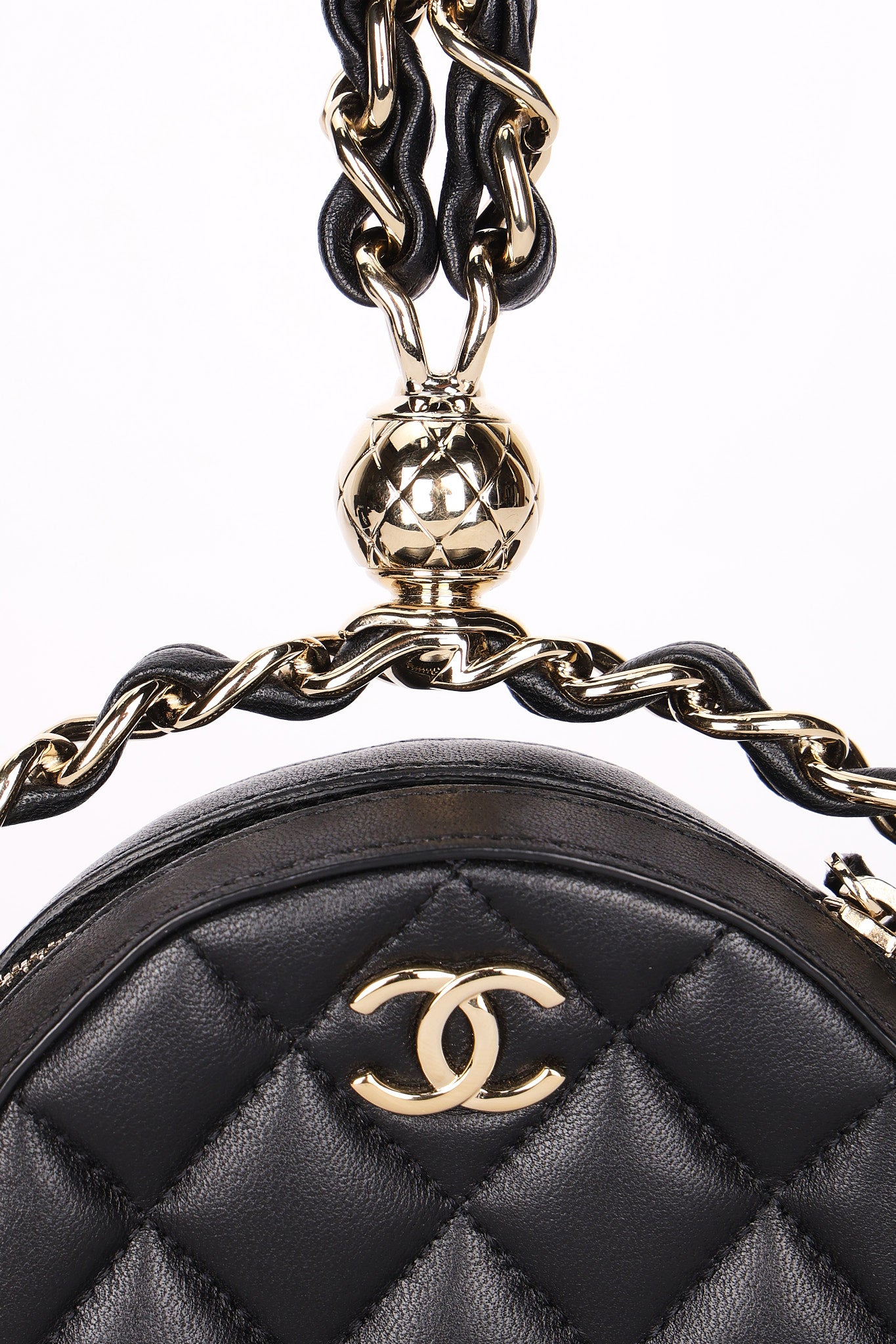 Chanel Chain Around Round Clutch with Chain Black Lambskin CGHW