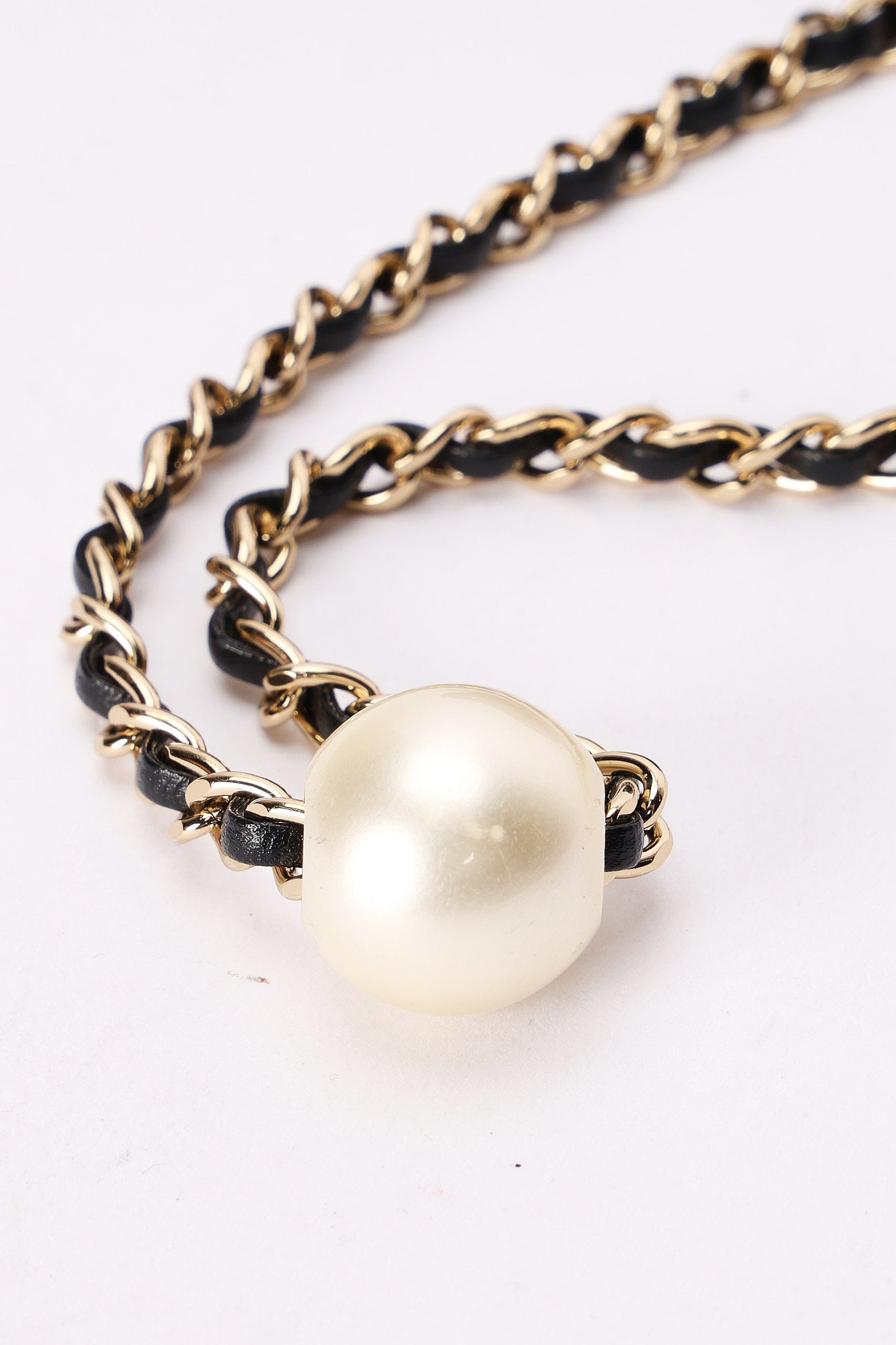 Chanel Mini About Pearls Bucket Bag Black Lambskin CGHW