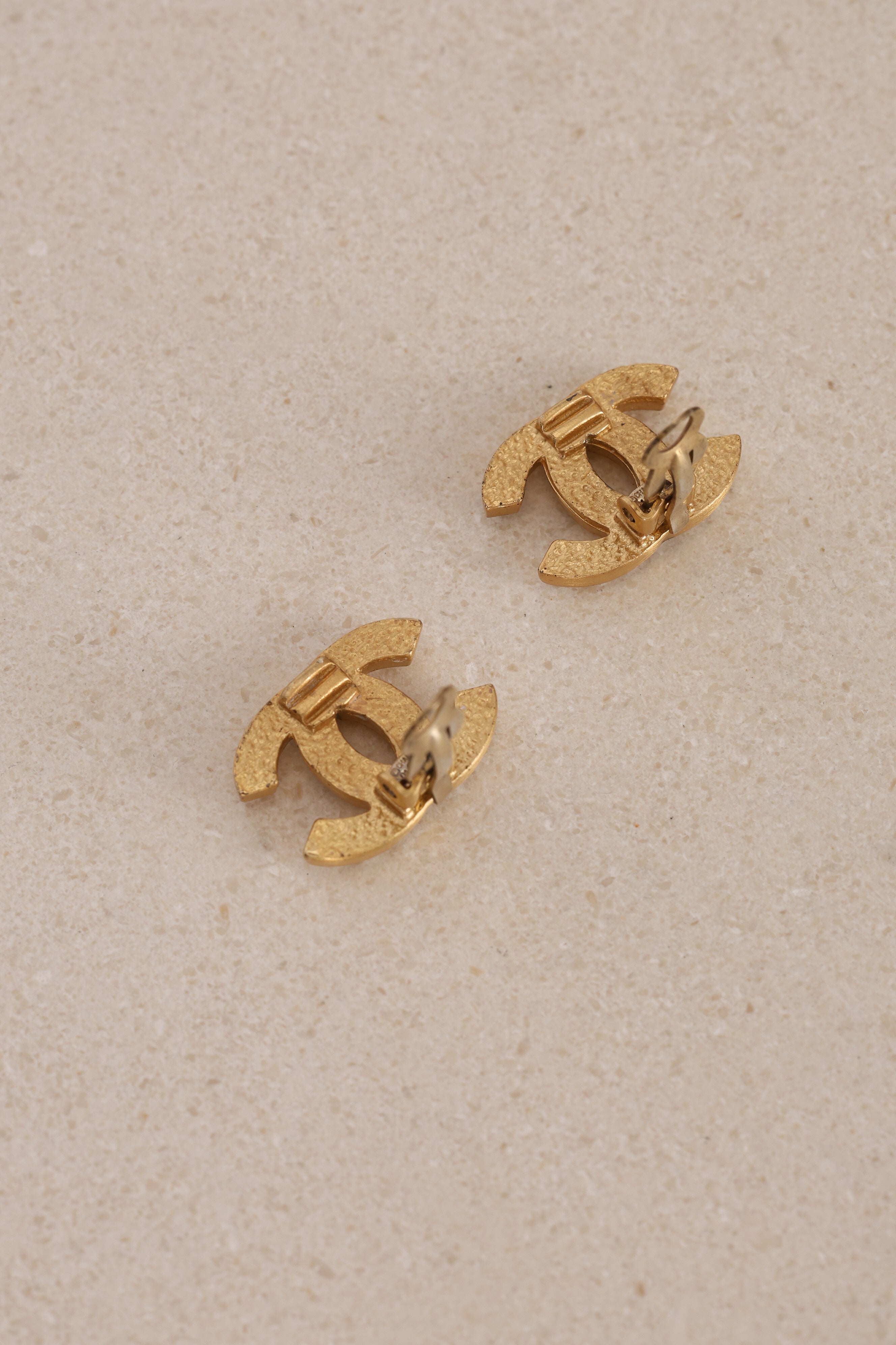 Chanel 2001 CC Pearl Clip-On Earrings 24K gp