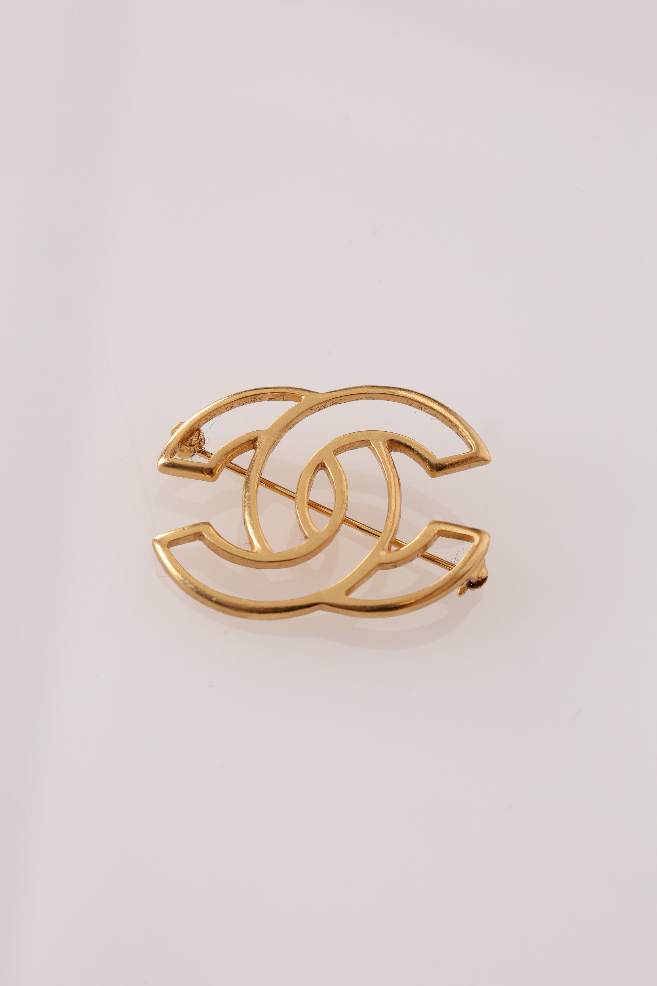 Chanel CC Gold Brooch