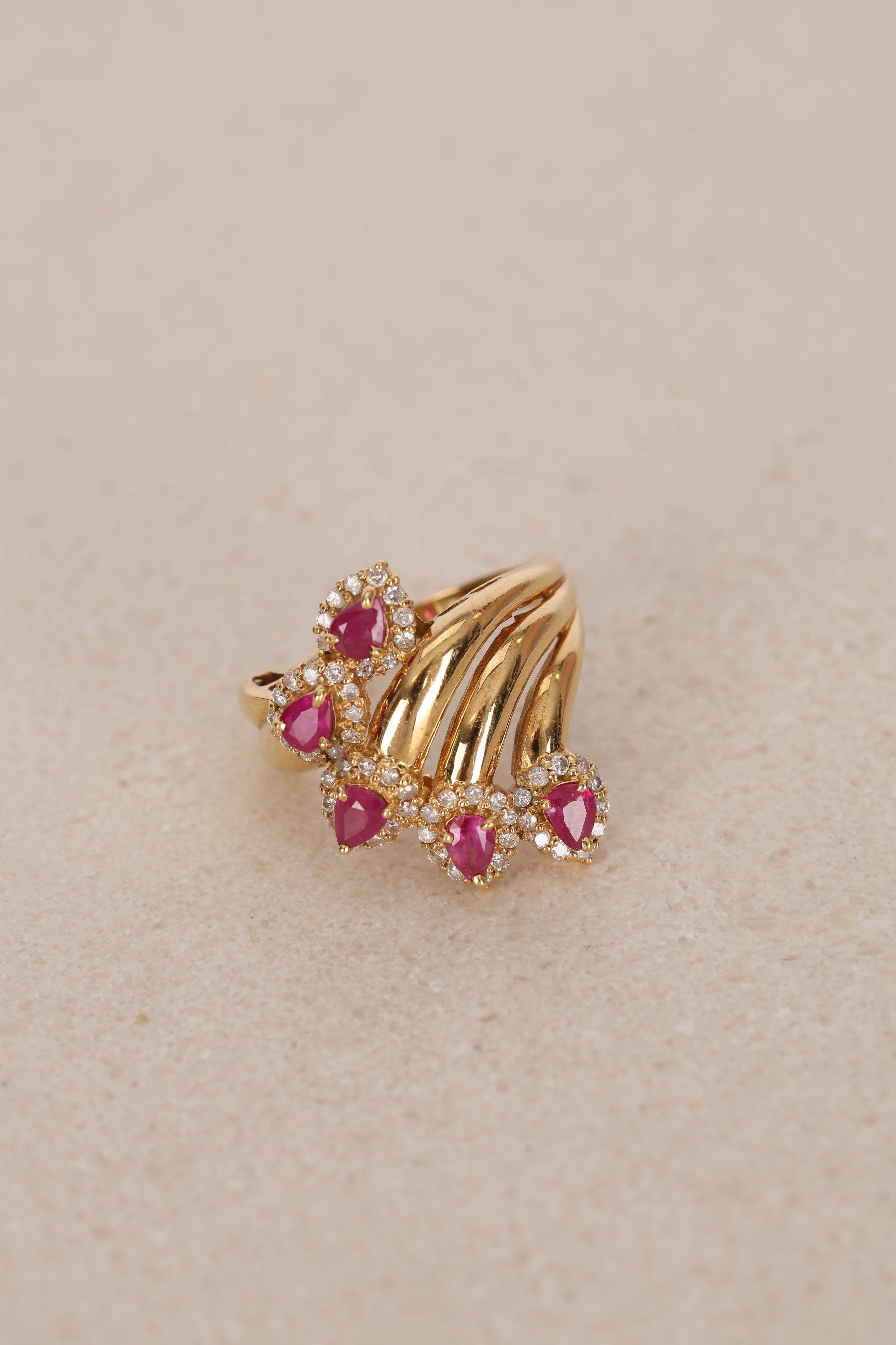 18K Yellow Gold Ruby and Diamond Curved Halo Clusters Ring, Size US 5.75