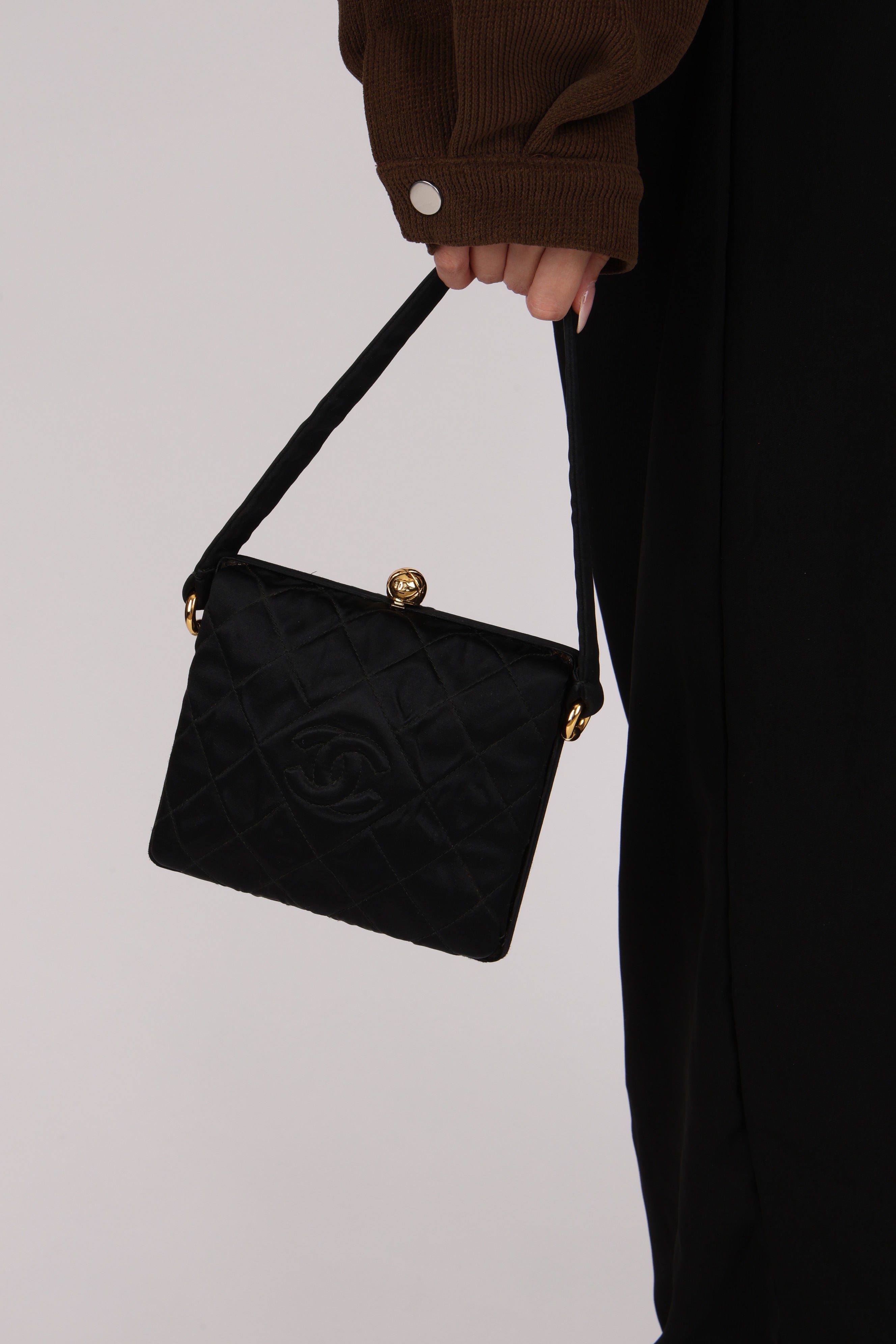 Chanel Kisslock Minaudiere Top Handle Black Satin 1995 24K GP